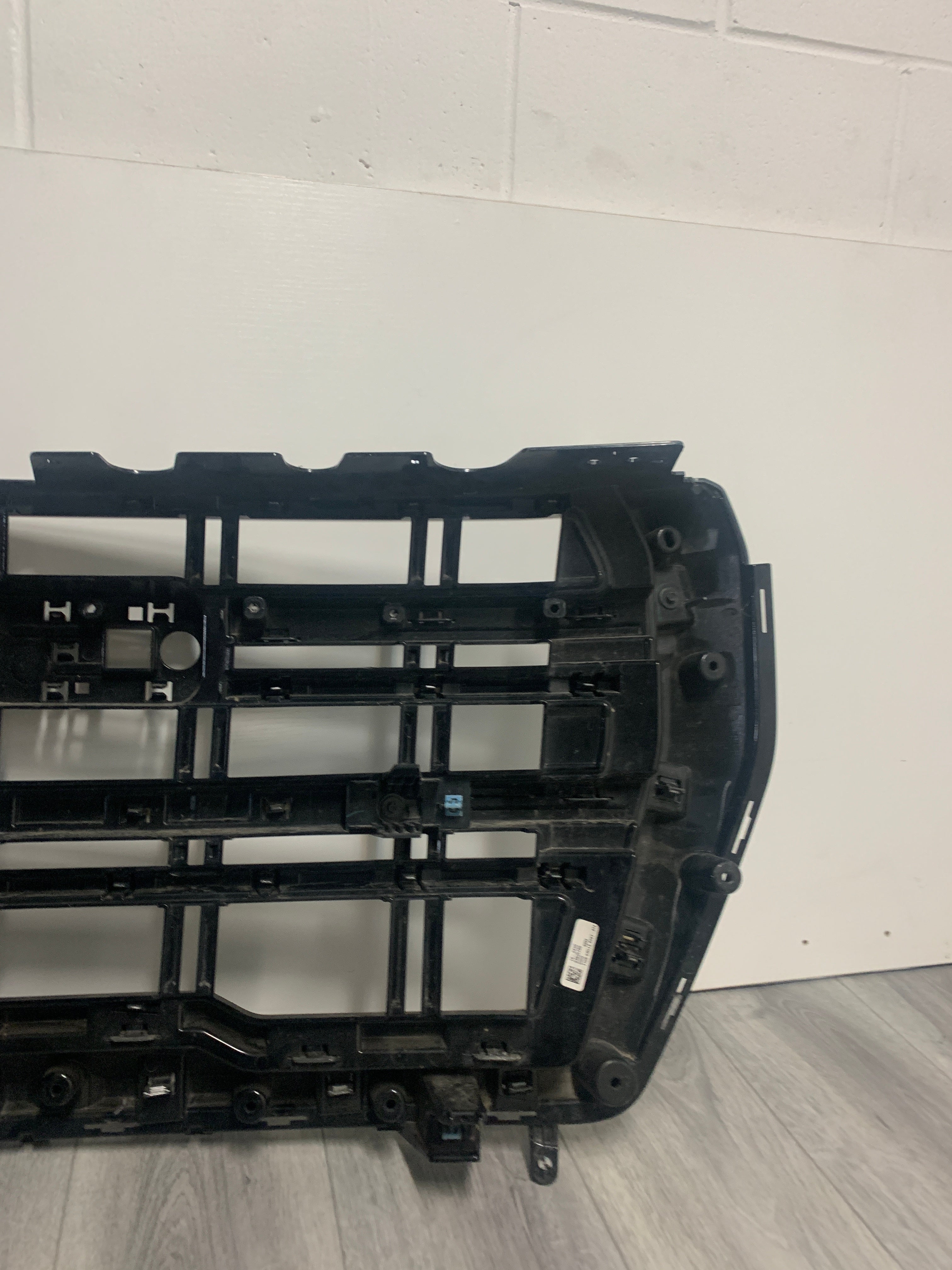 2021 - 2024 GMC YUKON FRONT GRILLE NIGHTRIDER CHROME GRILLE 84835786