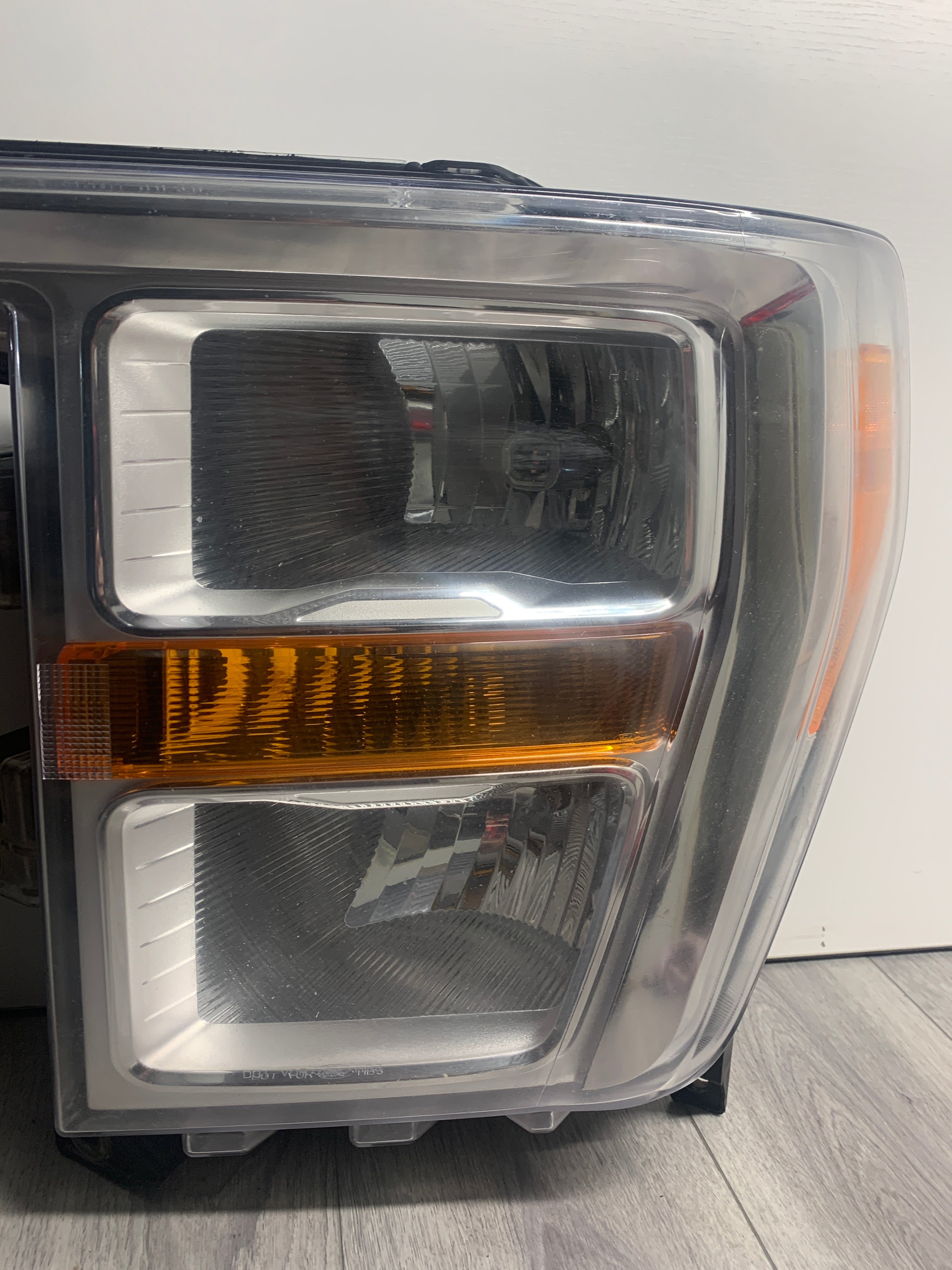 2021 - 2023 FORD F150 DRIVER SIDE HALOGEN HEADLIGHT ML34-13D155-AH
