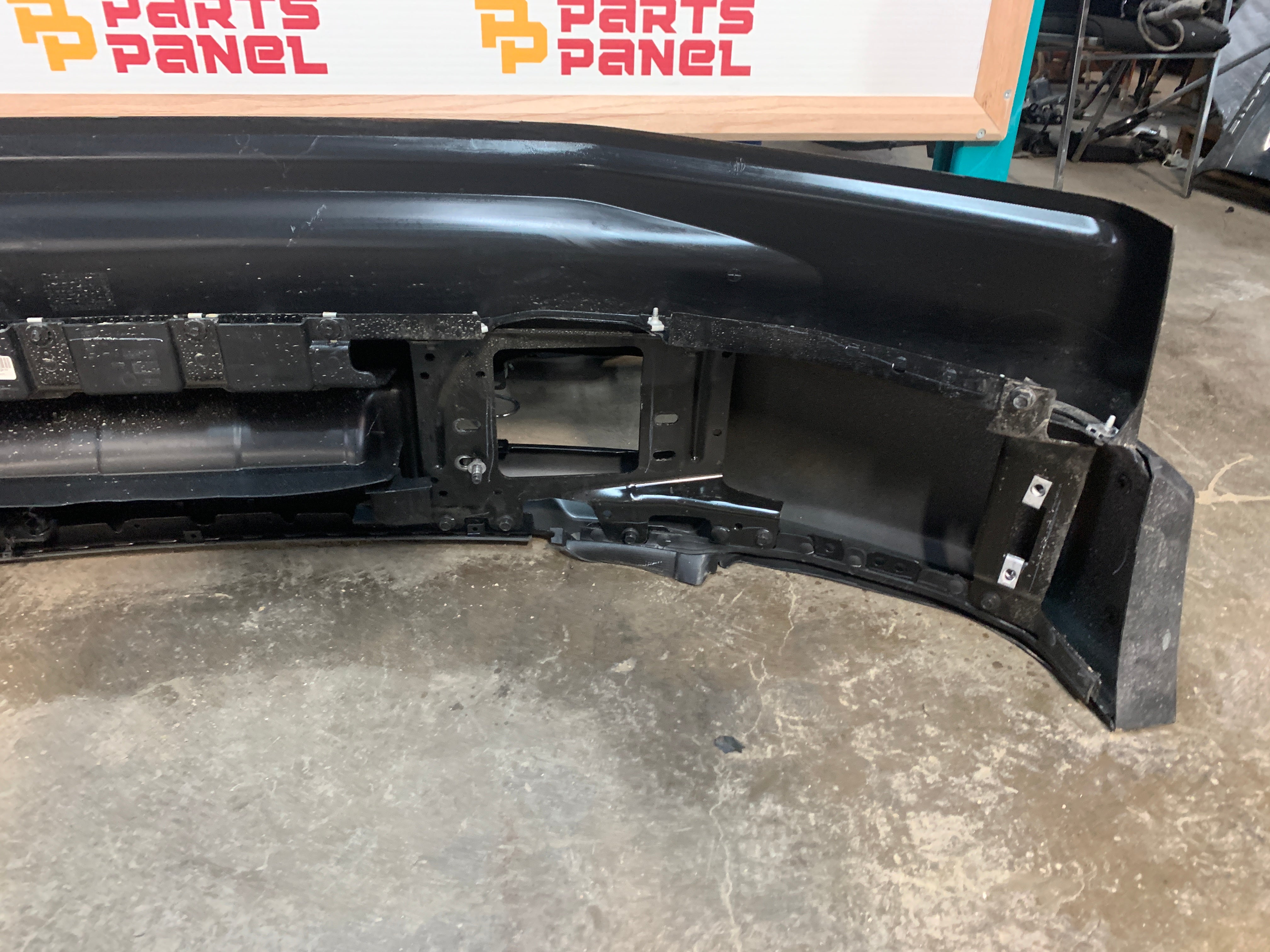 2023 - 2025 FORD F250 F350 F450 F550 SUPER DUTY FRONT BUMPER ASSEMBLY