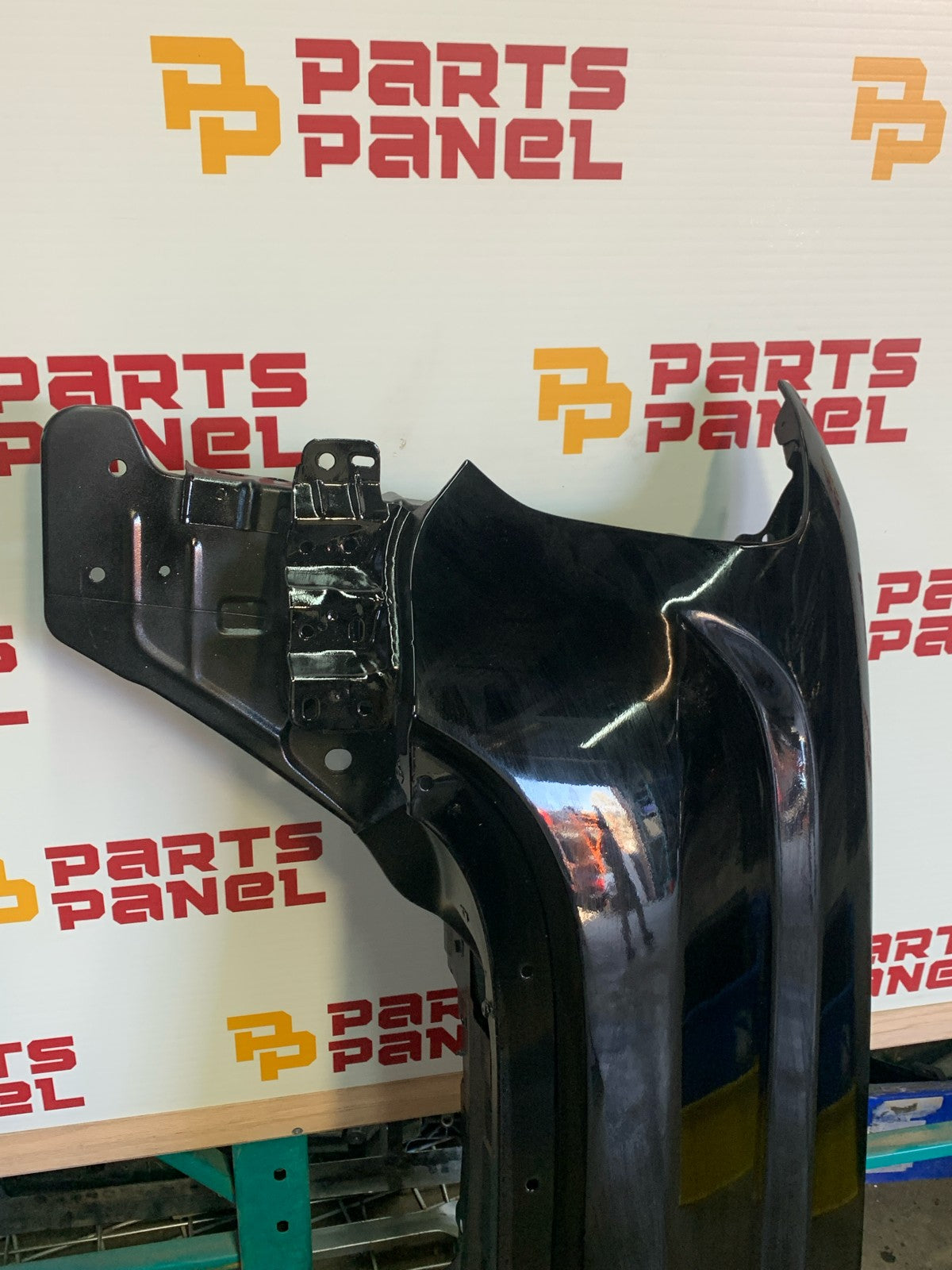 2014 - 2019 GMC SIERRA 1500 / 2500 / 3500 DRIVER SIDE FRONT FENDER