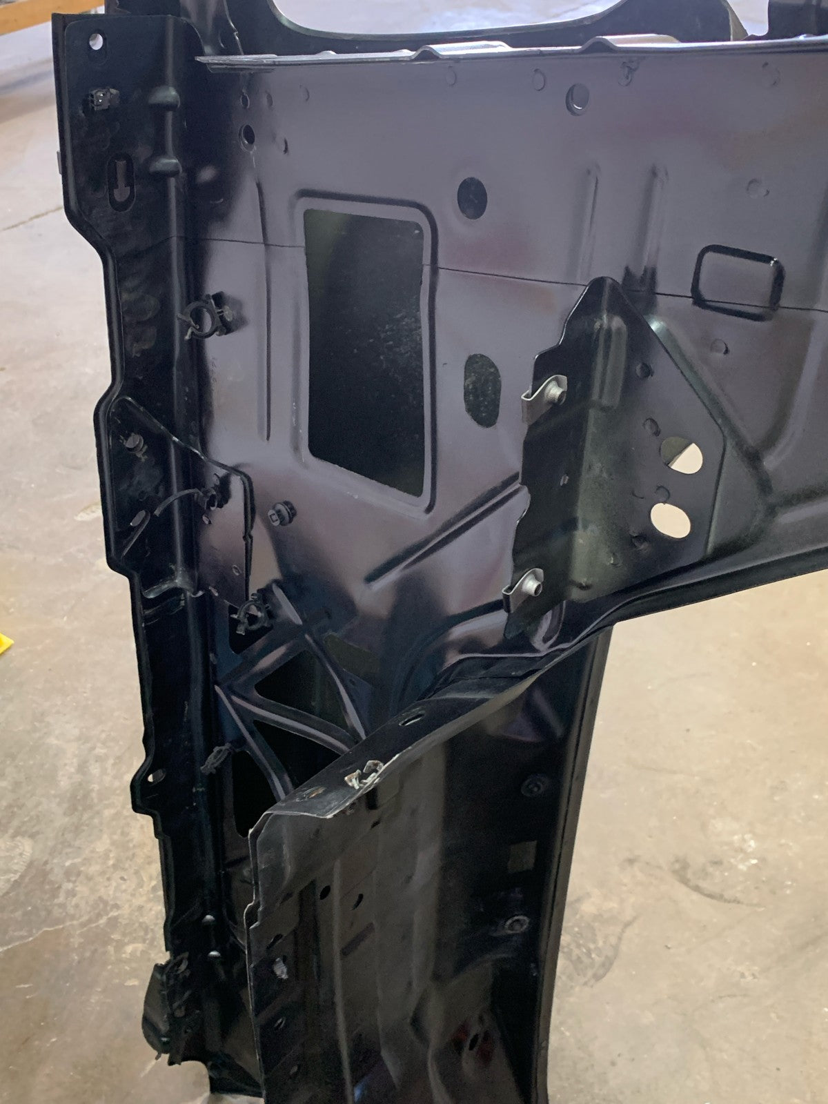 2014 - 2019 GMC SIERRA 1500 / 2500 / 3500 DRIVER SIDE FRONT FENDER
