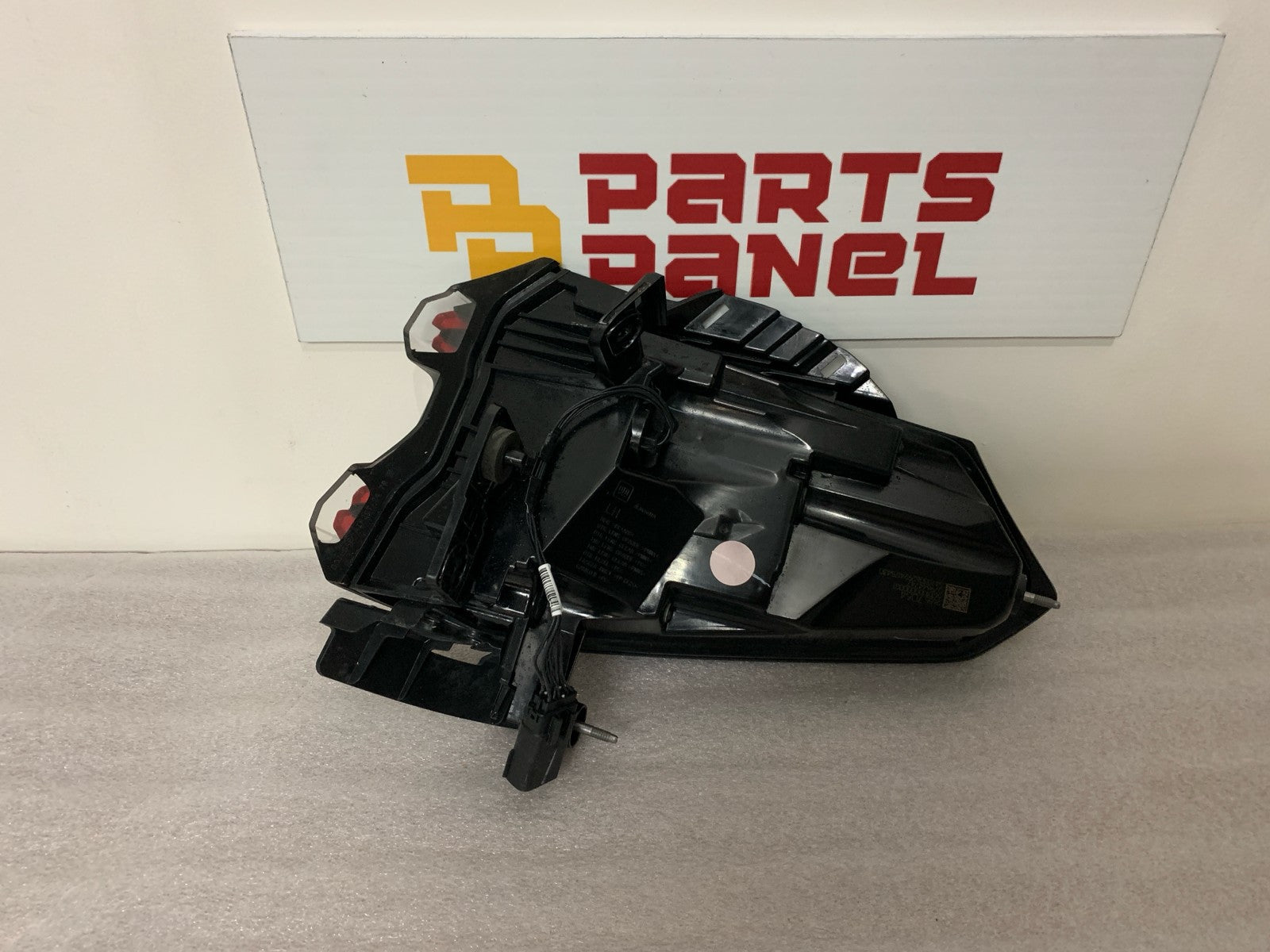 2024 - 2026 GMC ACADIA DRIVER SIDE QUARTER PANEL MOUNTED 26557064