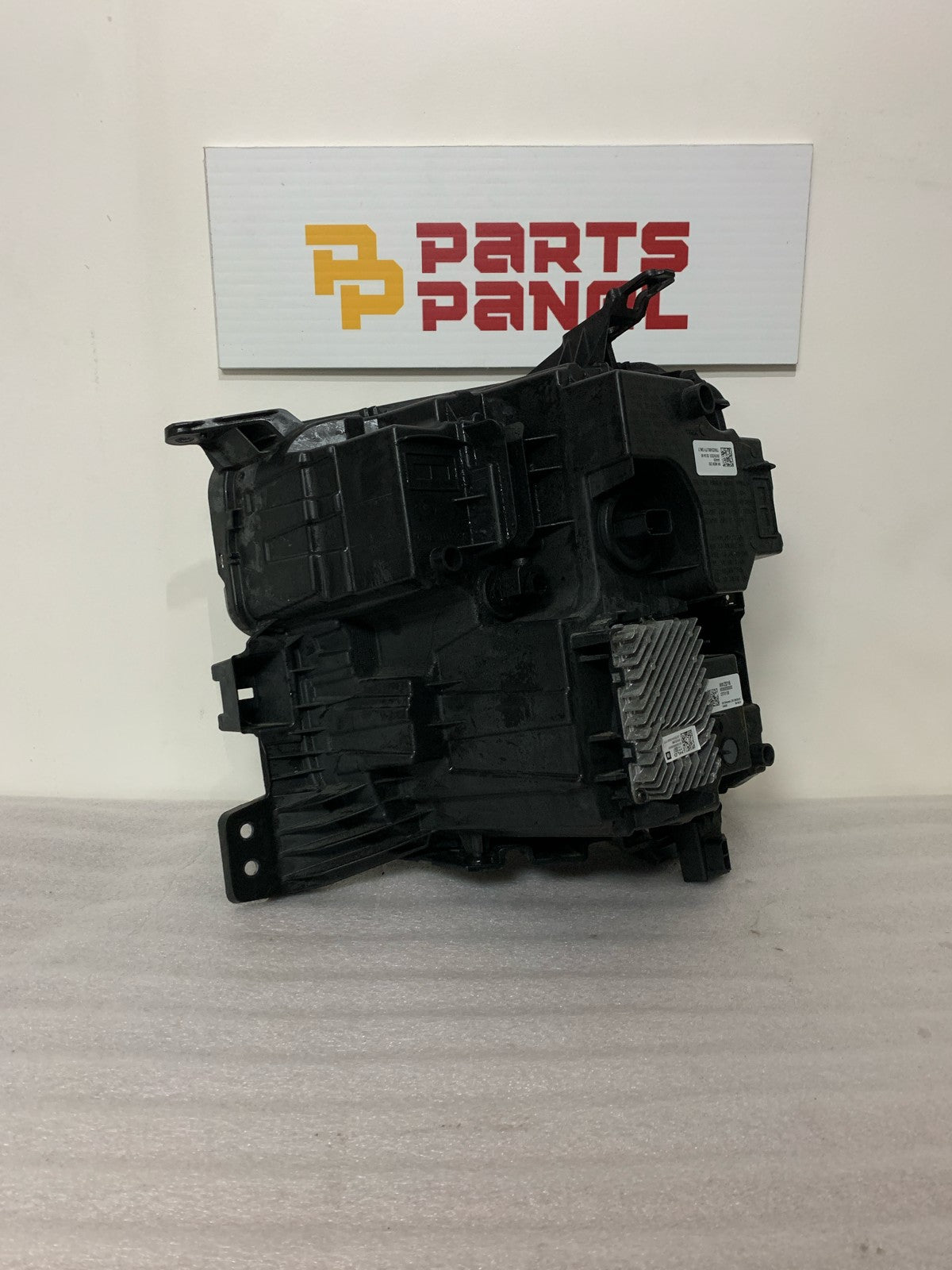 2022 - 2026 CHEVROLET SILVERADO 1500 PASSENGER SIDE HEADLIGHT 84606139