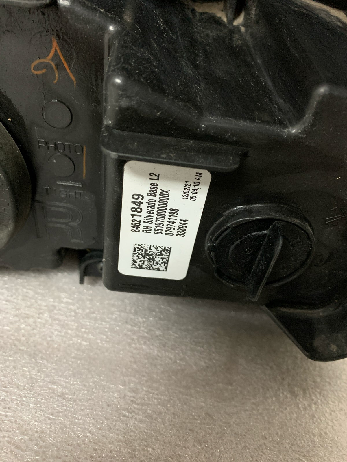 2019 - 2022 CHEVROLET SILVERADO 1500 PASSENGER SIDE HEADLIGHT 84621849