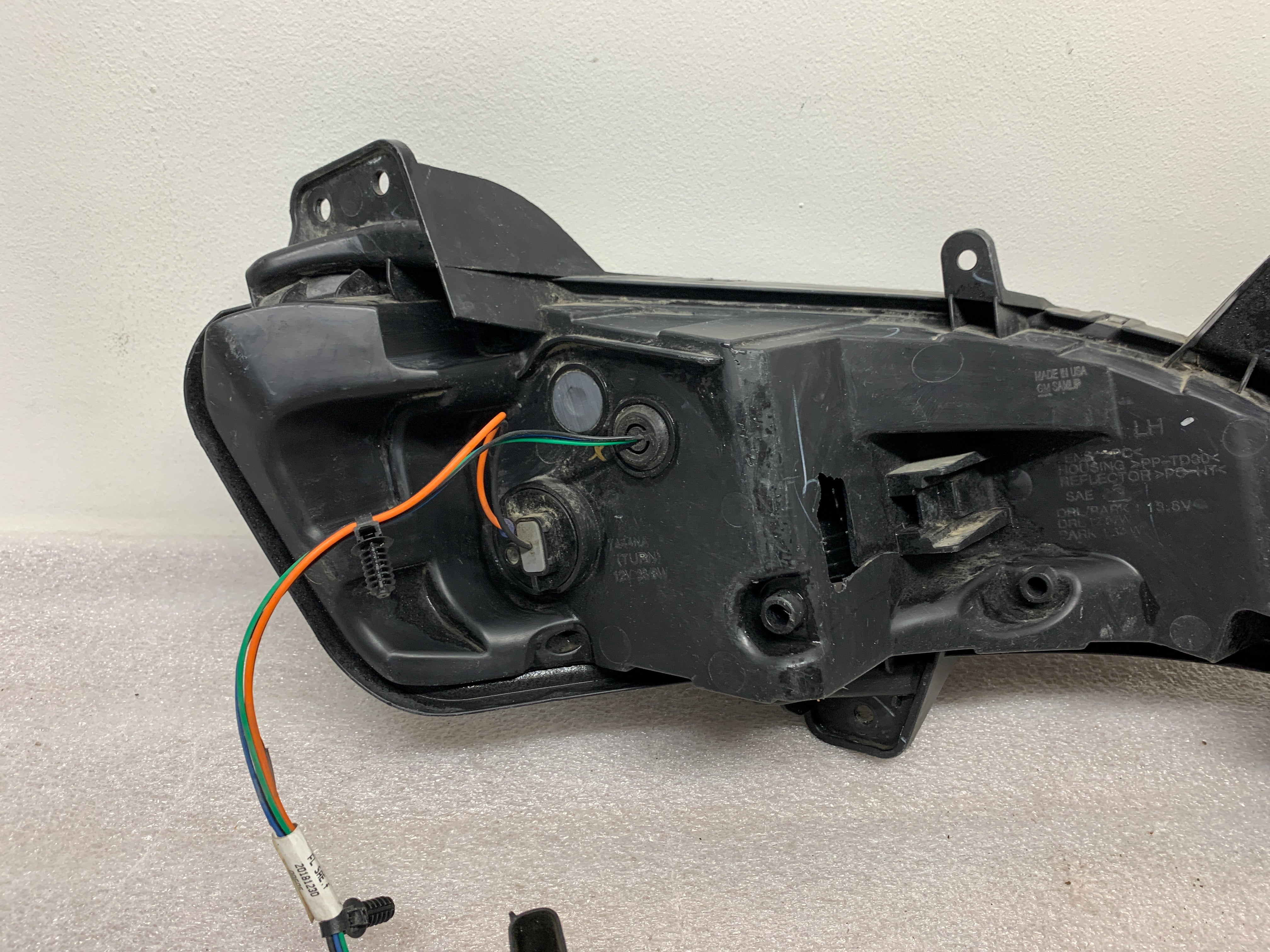 2019 - 2025 CHEVROLET MALIBU DRIVER SIDE FOG LIGHT 84575553