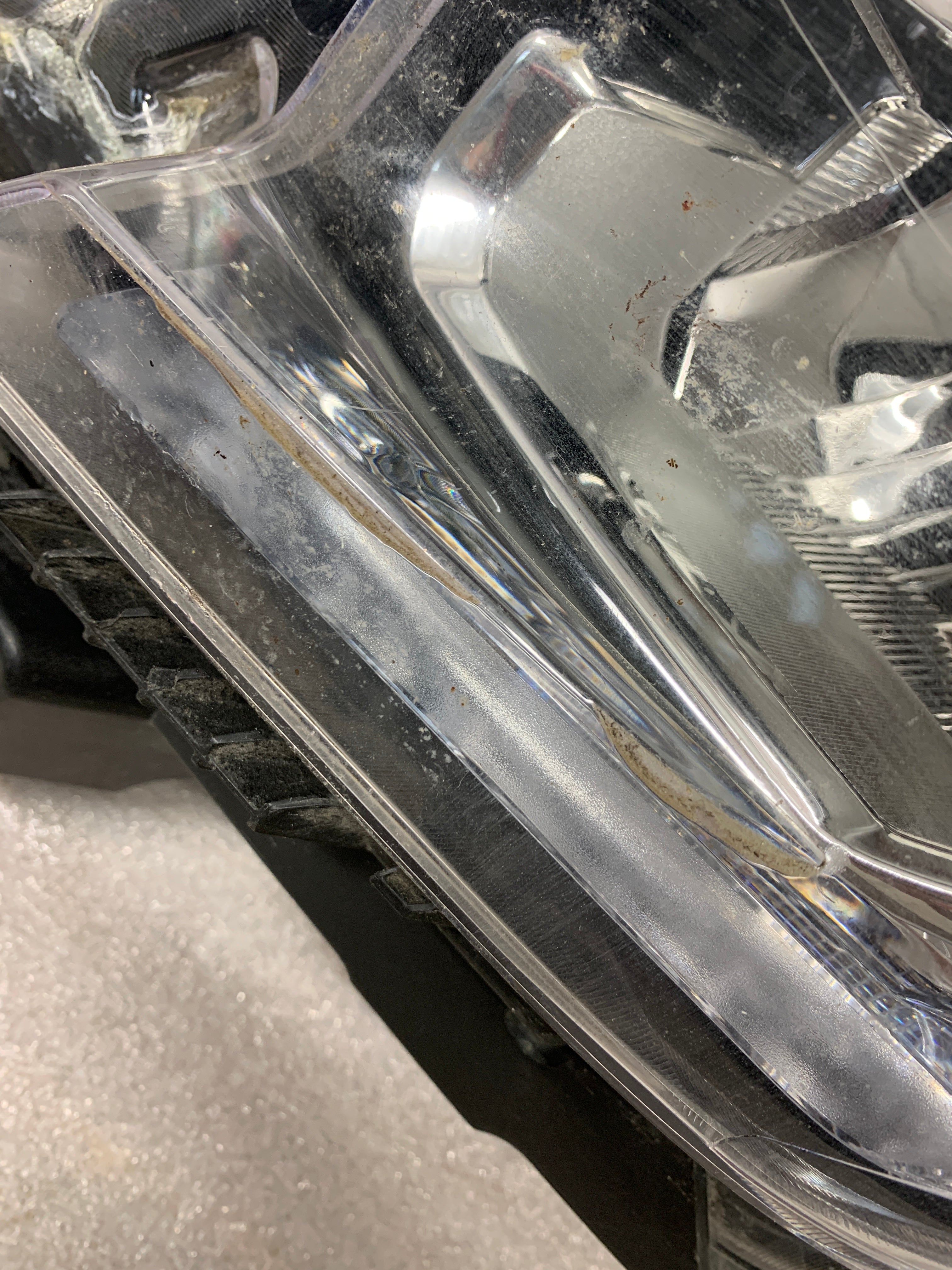 2020 - 2023 GMC SIERRA 2500 3500 HEAVY DUTY DRIVER SIDE HEADLIGHT
