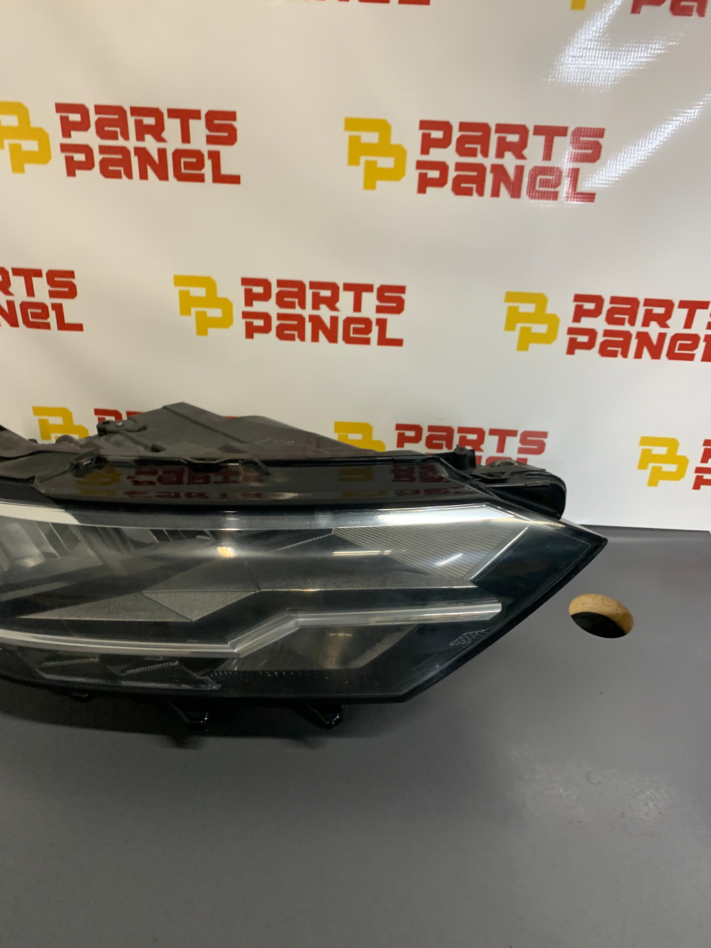 2019 - 2024 VOLKSWAGEN JETTA PASSENGER SIDE LED HEADLIGHT 17A.941.036.A