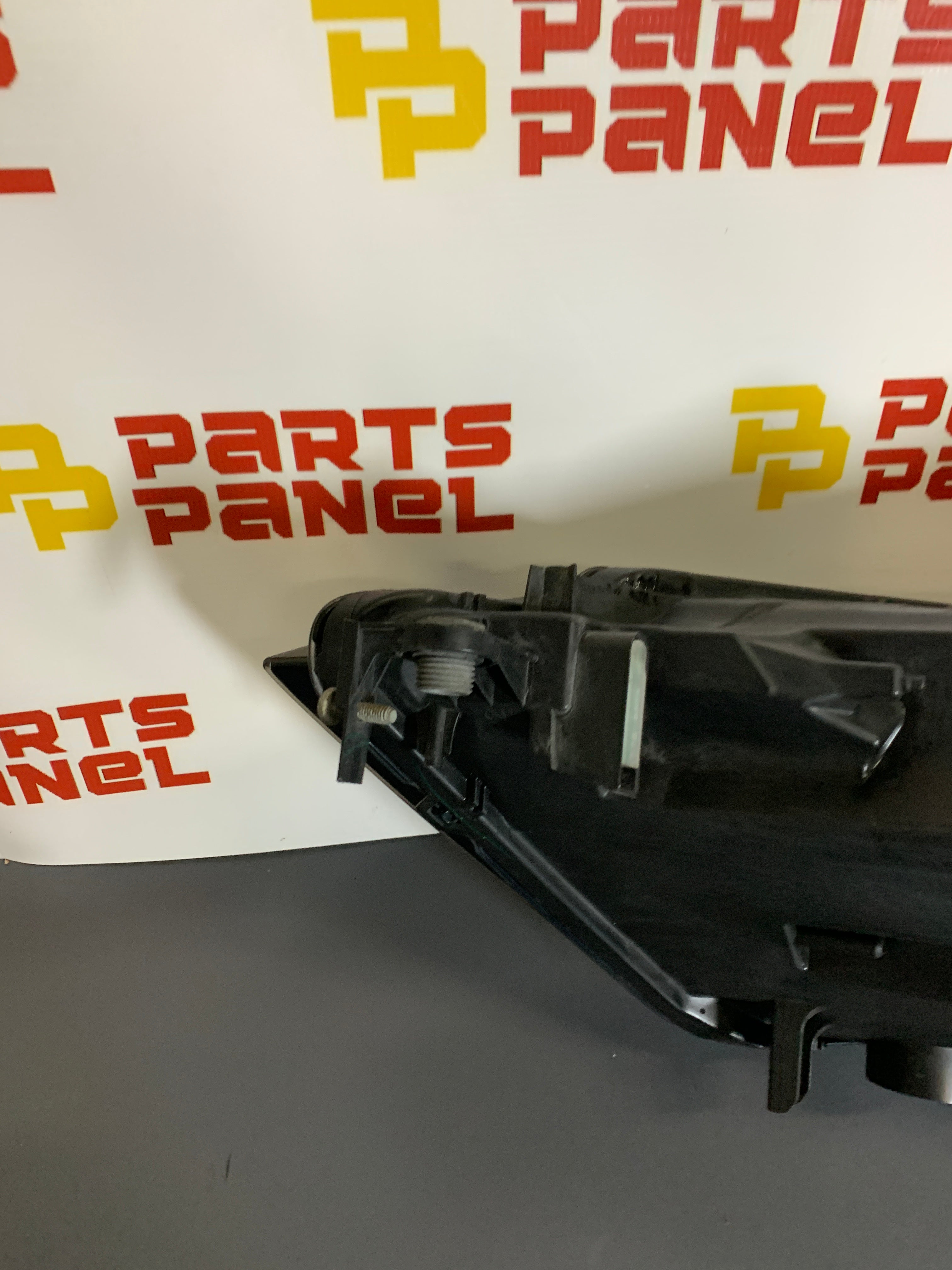 2019 - 2024 VOLKSWAGEN JETTA PASSENGER SIDE LED HEADLIGHT 17A.941.036.A