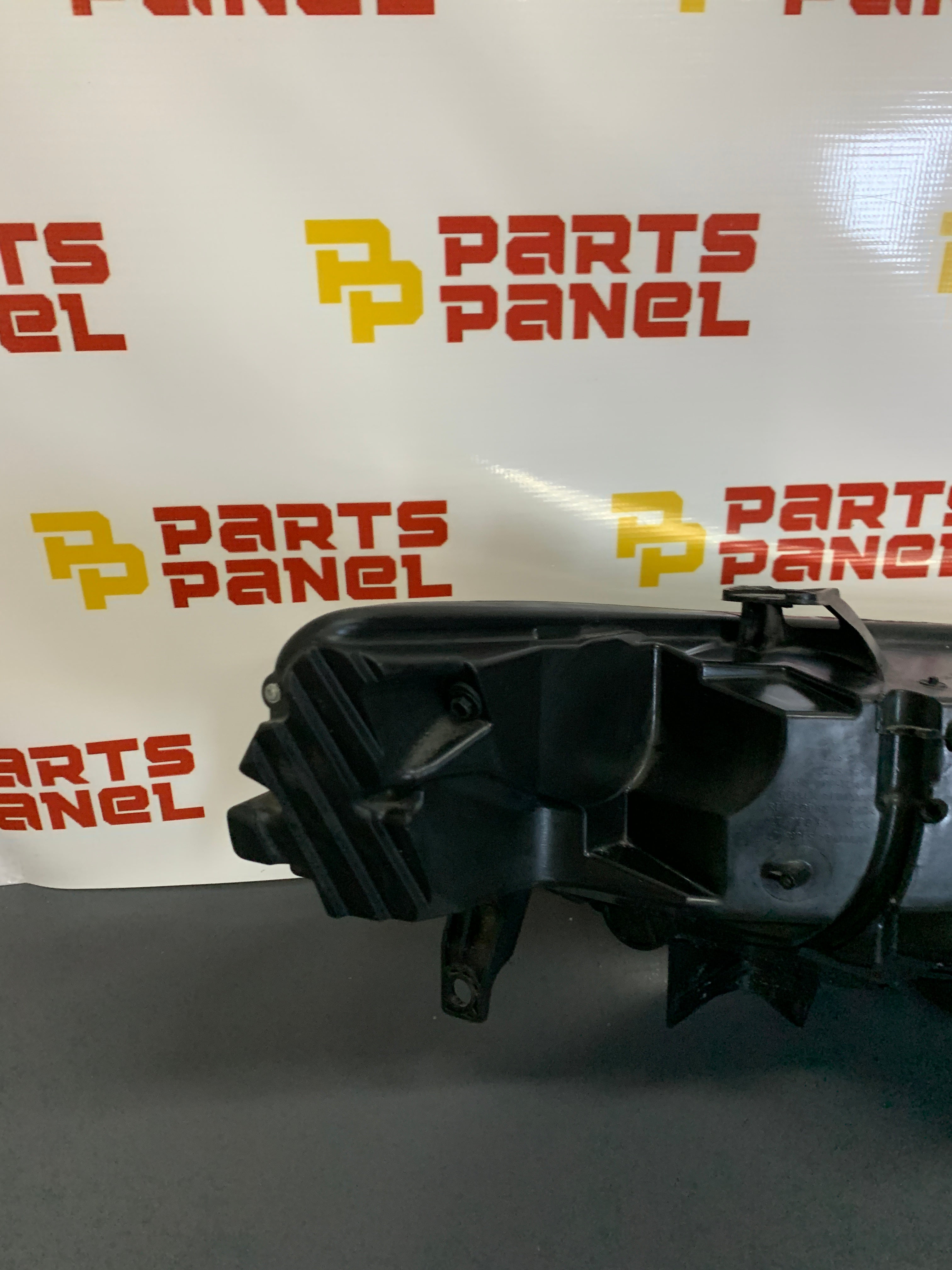 2020 - 2024 FORD EXPLORER DRIVER SIDE HEADLIGHT MB5B-13W030-BD