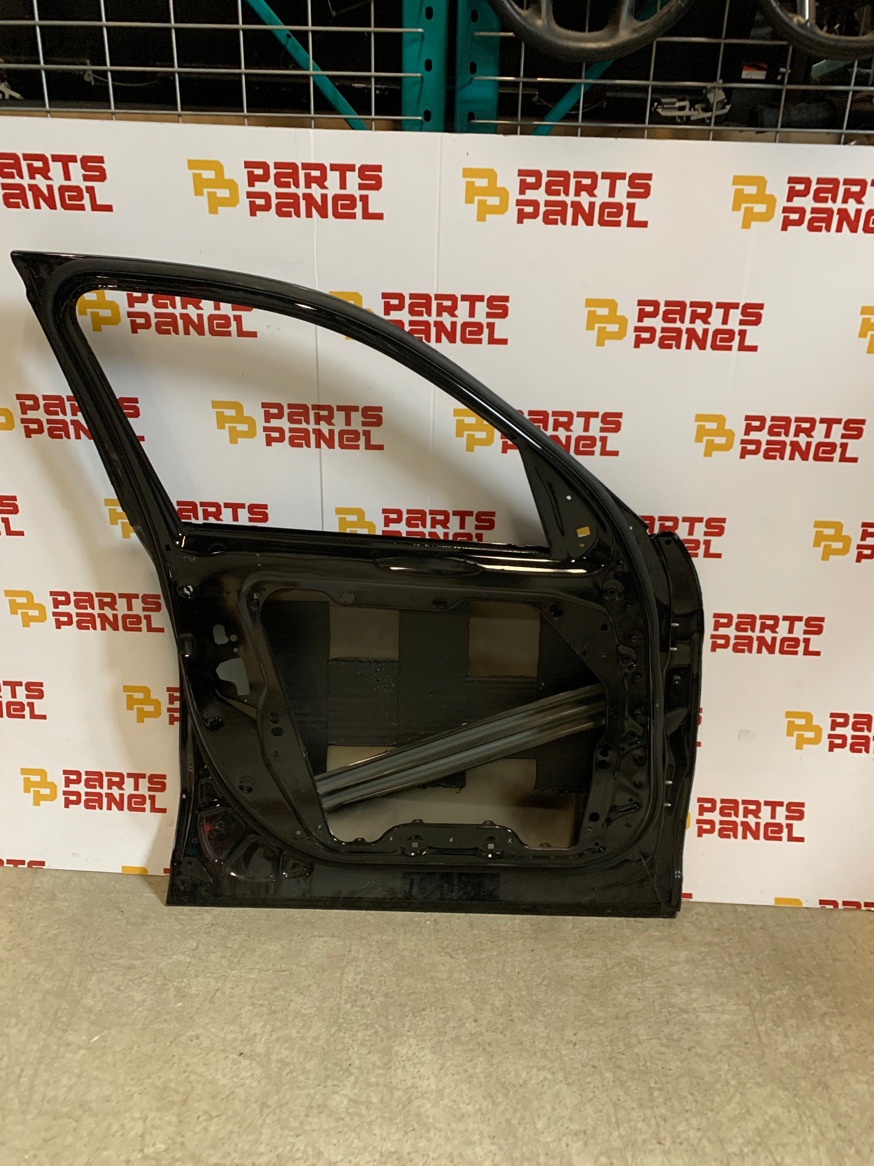 2018 - 2025 BMW X3 DRIVER SIDE FRONT DOOR SHELL