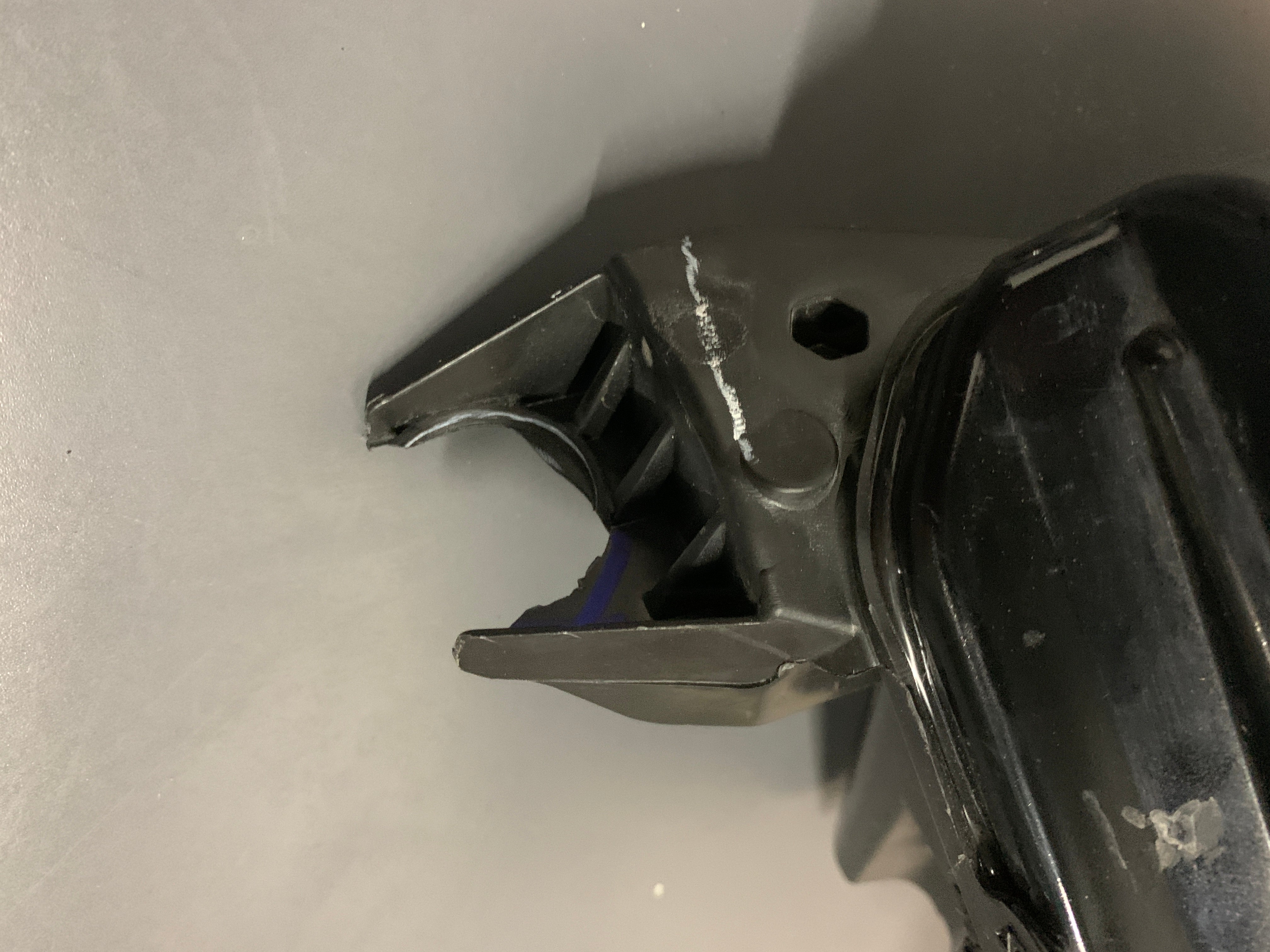 2015 - 2020 GMC YUKON DRIVER SIDE LEFT SIDE XENON HID HEADLIGHT 84564095