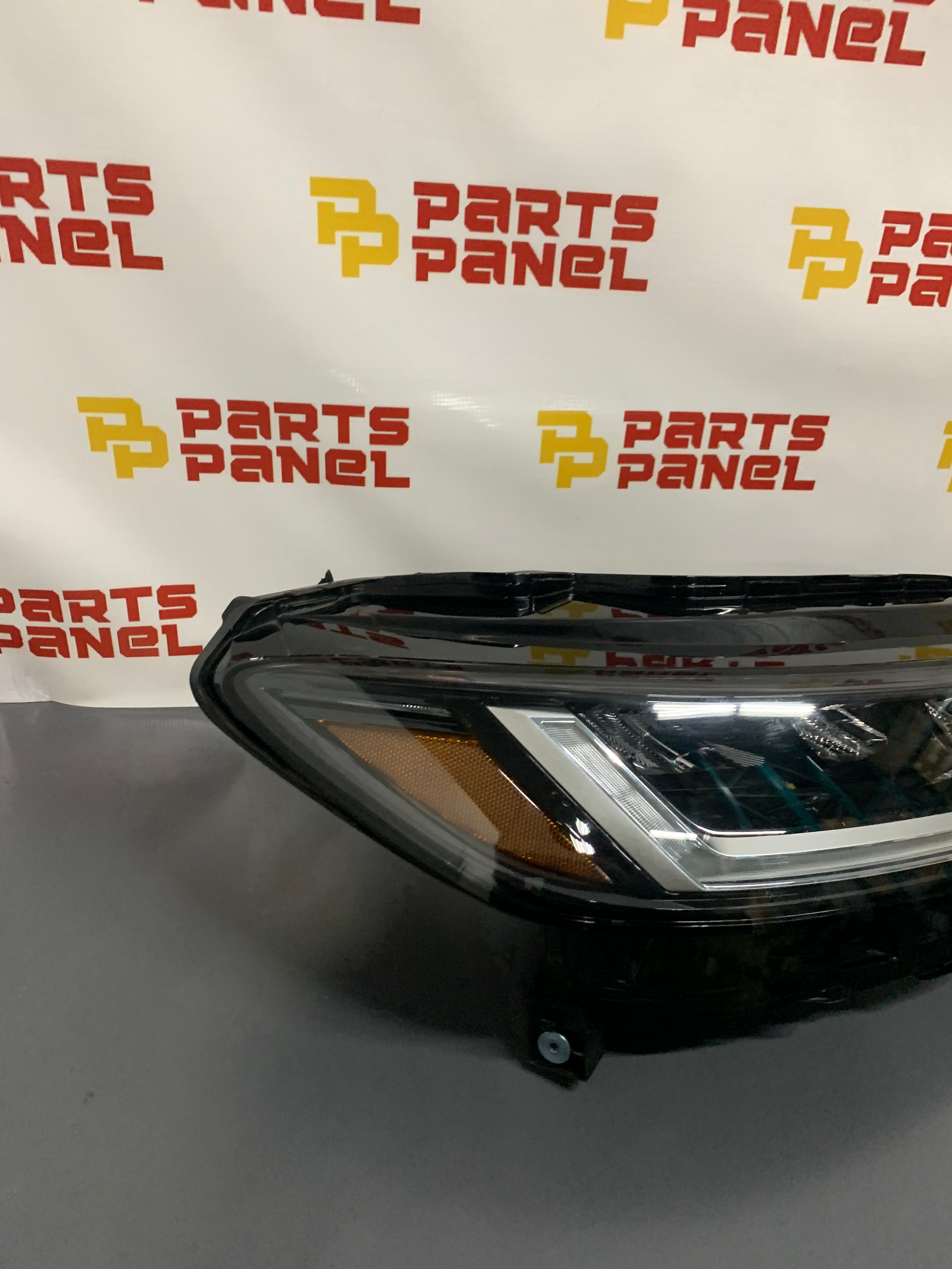 2023 - 2025 HONDA HRV HR-V PASSENGER SIDE HEADLIGHT 33100-3W0-A02