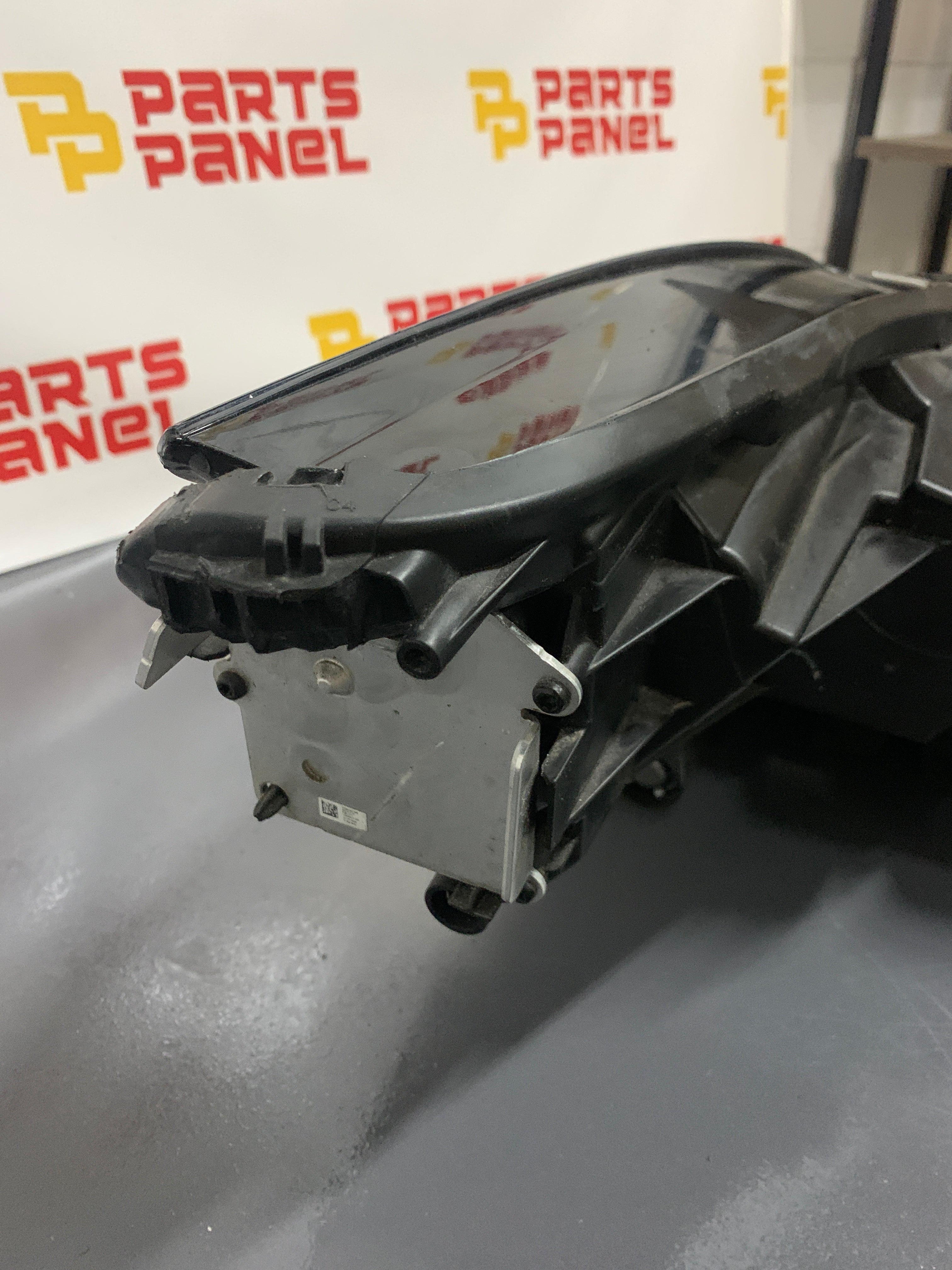 2023 - 2025 FORD ESCAPE DRIVER SIDE FULL LED HEADLIGHT PJ6B-13E015-BC