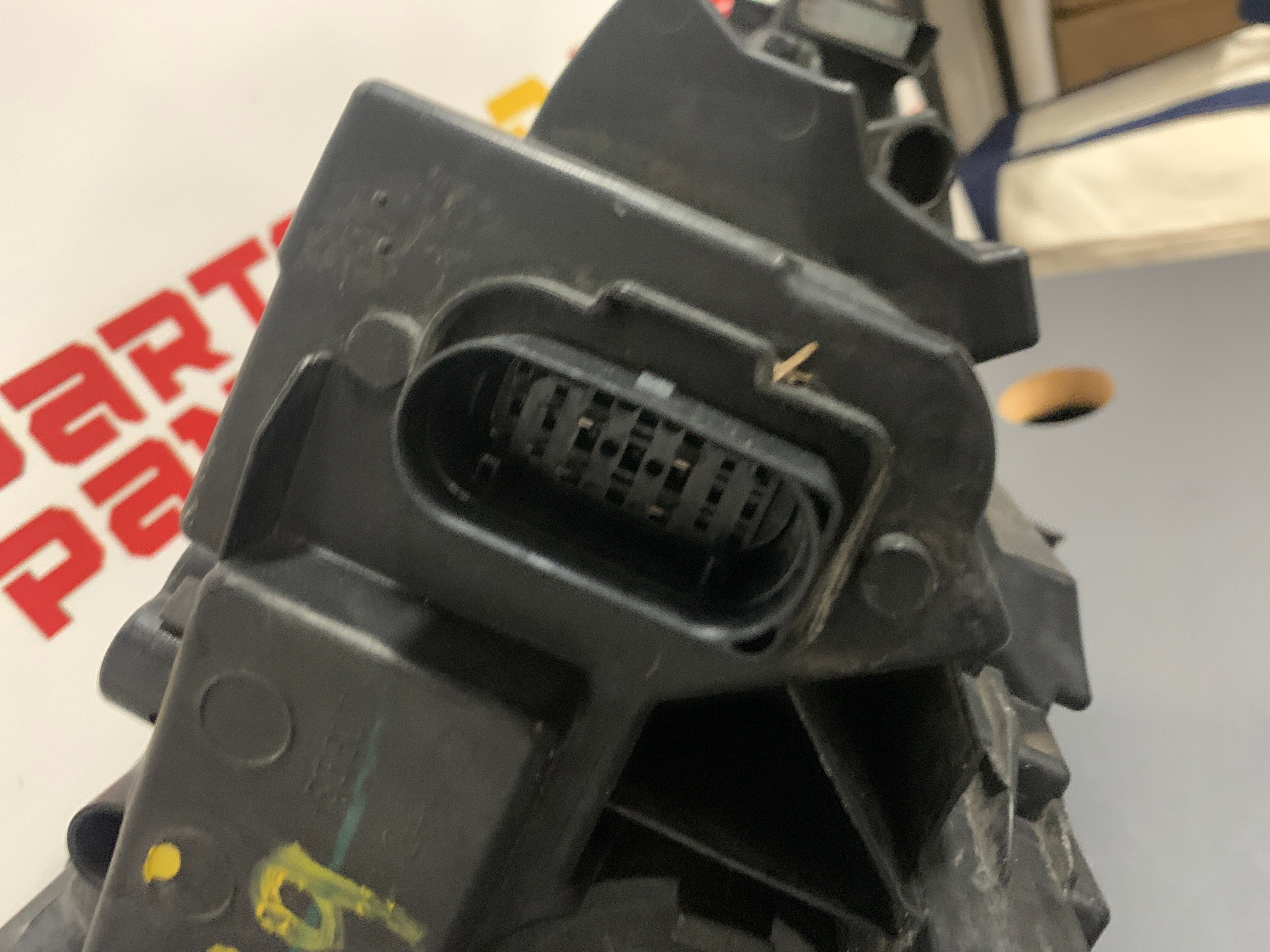 2019 - 2024 VOLKSWAGEN JETTA / JETTA GLI DRIVER SIDE HEADLIGHT 17A.941.035.E