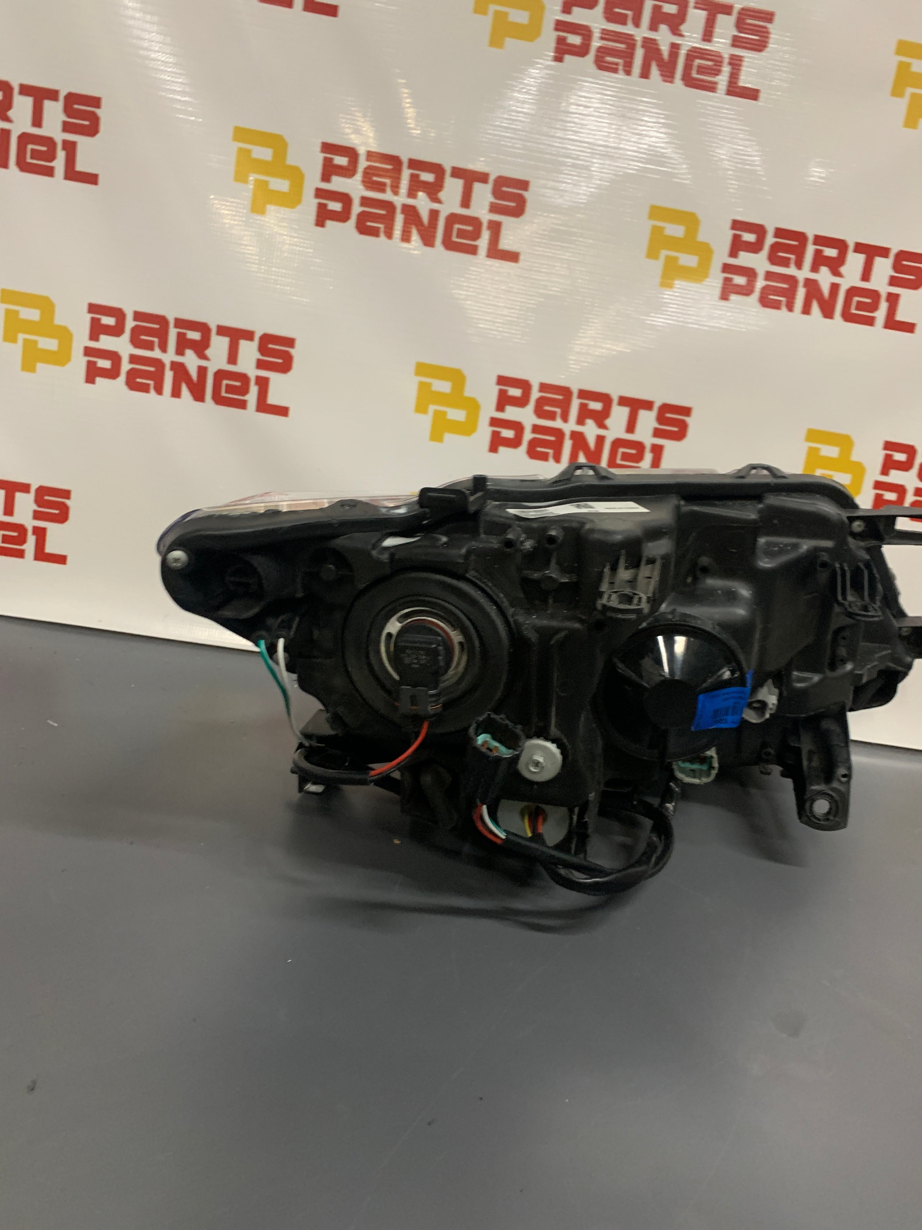 2014 - 2016 NISSAN ROGUE DRIVER SIDE HALOGEN HEADLIGHT DS738-B101