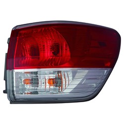 2013 - 2016 NISSAN PATHFINDER PASSENGER SIDE OUTER TAIL LIGHT ASSEMBLY CAPA NI2805101C 265503KA0A
