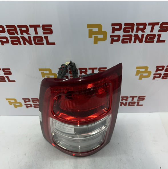 2019-2024 RAM 2500 3500 DRIVER HAND SIDE TAIL LIGHT OEM