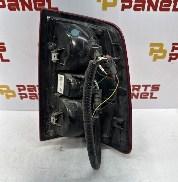 2019-2024 RAM 2500 3500 DRIVER HAND SIDE TAIL LIGHT OEM