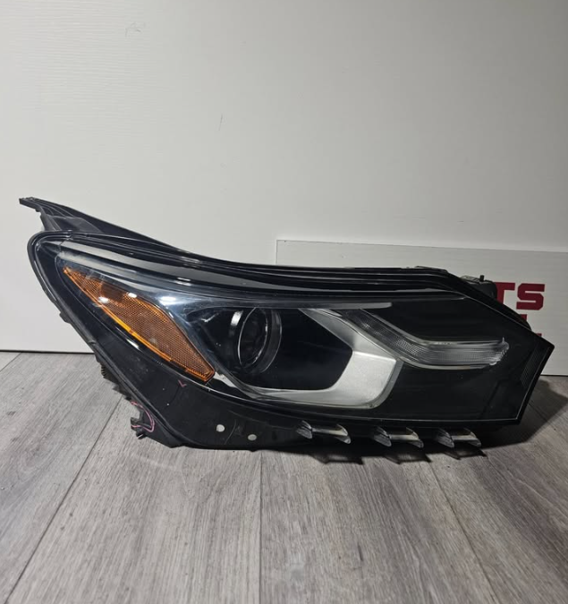 2018-2021 CHEVY EQUINOX PASSENGER SIDE HEADLIGHT 8475 3438