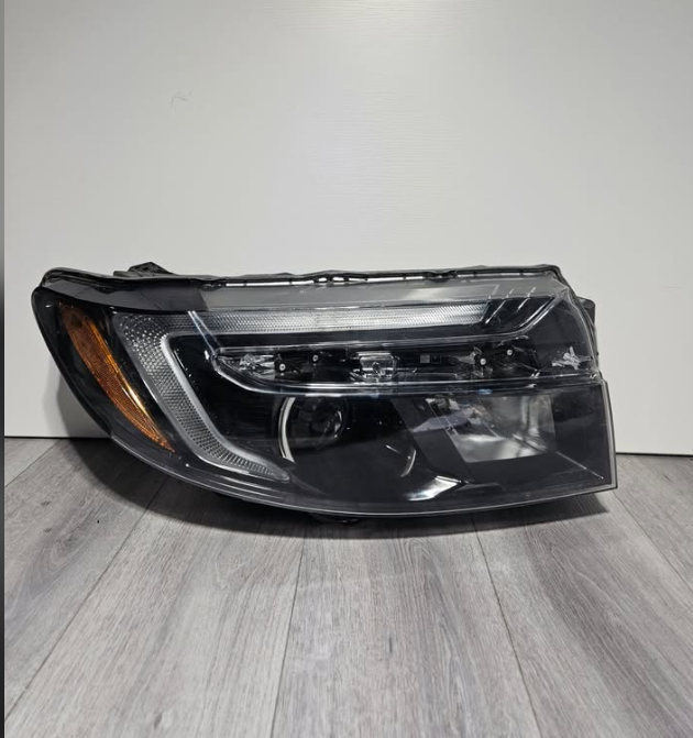 2021-2025 HONDA PASSPORT/HONDA RIDGELINE DRIVER SIDE HEADLIGHT OEM USED.