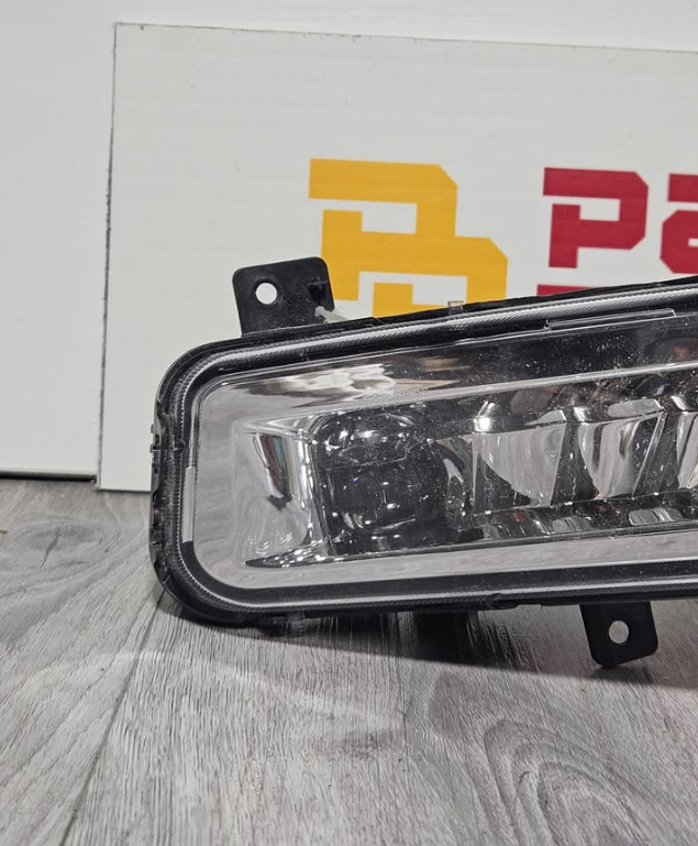 2020-2023 NISSAN SENTRA PAASSENGER SIDE HALOGEN FOG LIGHT 315-2036R-AC AFTERMARKET
