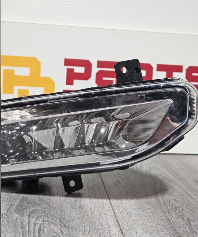 2020-2023 NISSAN SENTRA PAASSENGER SIDE HALOGEN FOG LIGHT 315-2036R-AC AFTERMARKET