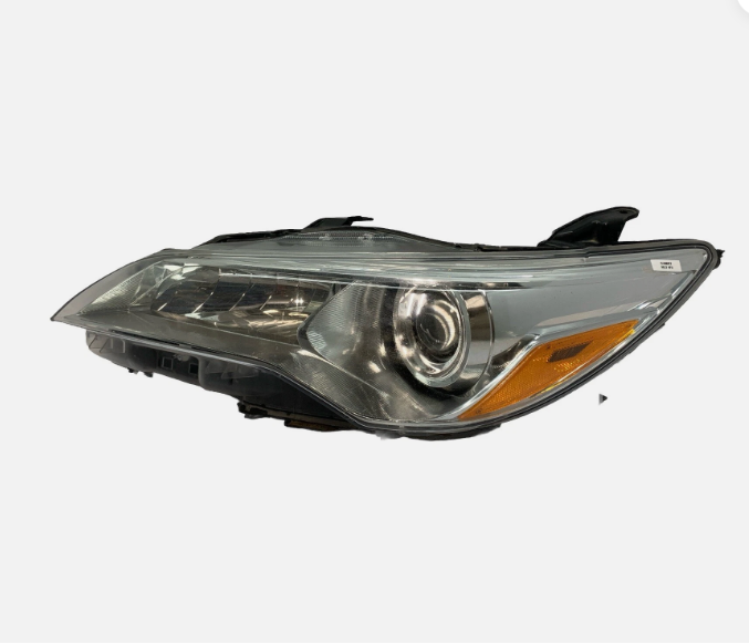 2015 2017 TOYOTA CAMRY LEFT HAND DRIVER SIDE HEADLIGHT HALOGEN LAMP OEM