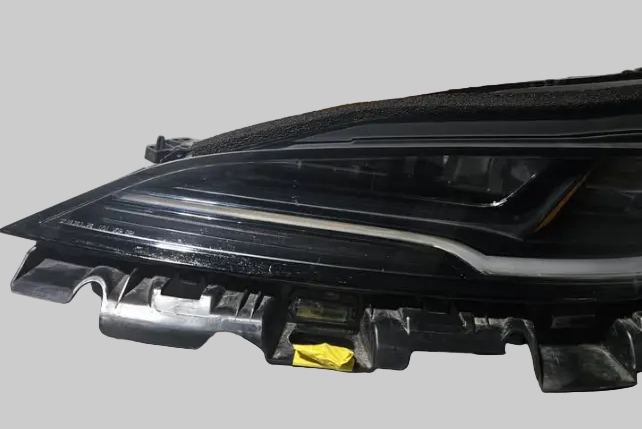 2024-2026 TESLA MODEL 3 HIGHLAND DRIVER SIDE LED HEADLIGHT OEM USED 1694086-00-G