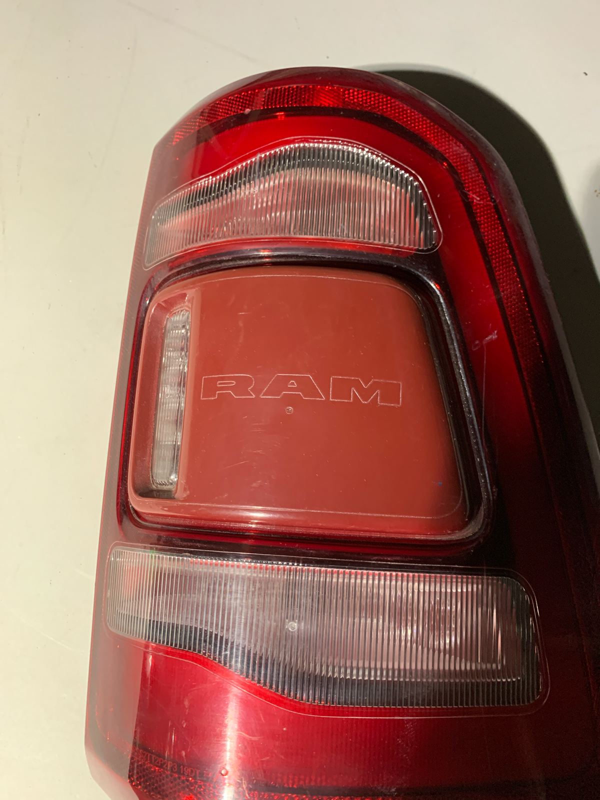 2019-2024 RAM 1500 DRIVER HAND SIDE TAIL LIGHT OEM 68262530AF