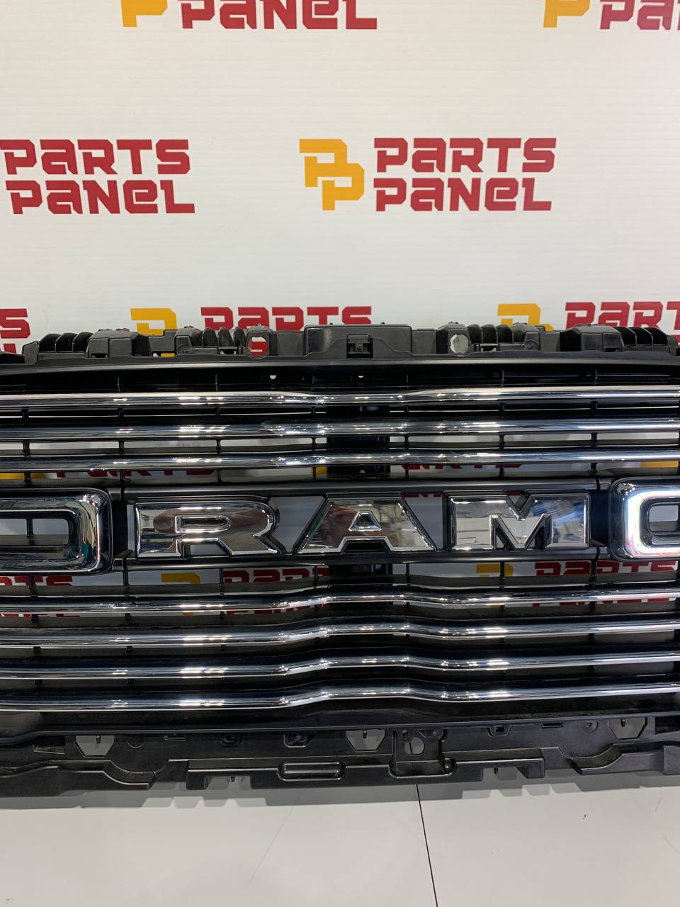 2019-2024 RAM 1500 Front Grille Assembly OEM