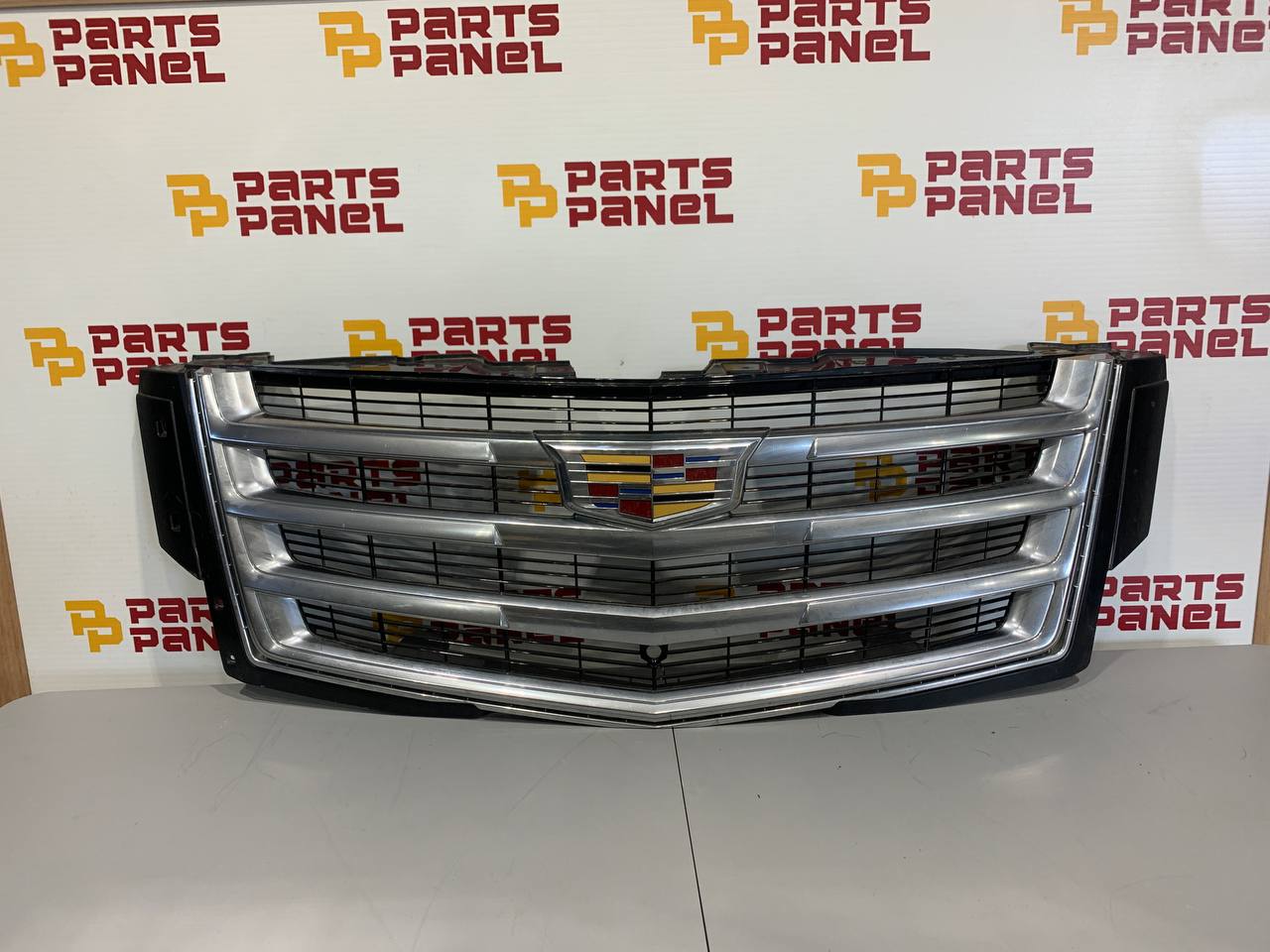 2015-2020 Cadillac Escalade Front Grille Assembly OEM