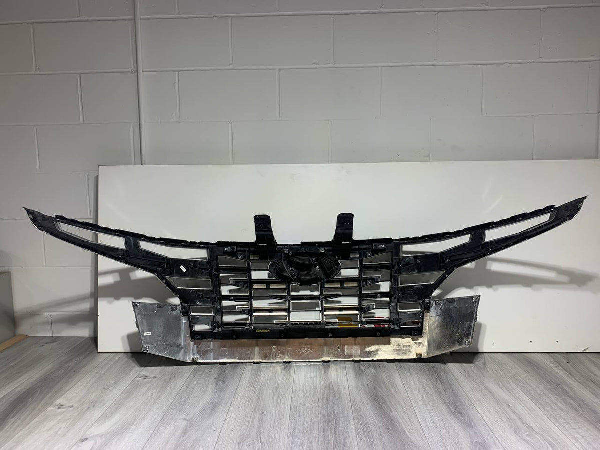 2021-2024 Hyundai Tucson Front Grille OEM