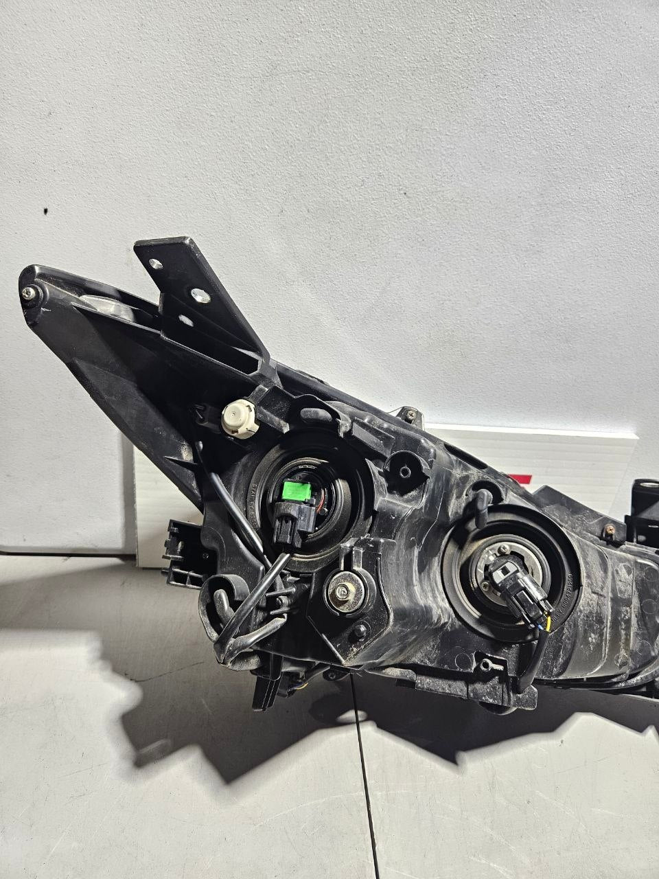 2014-2016 Mazda 3 Driver Side LH Headlight OEM