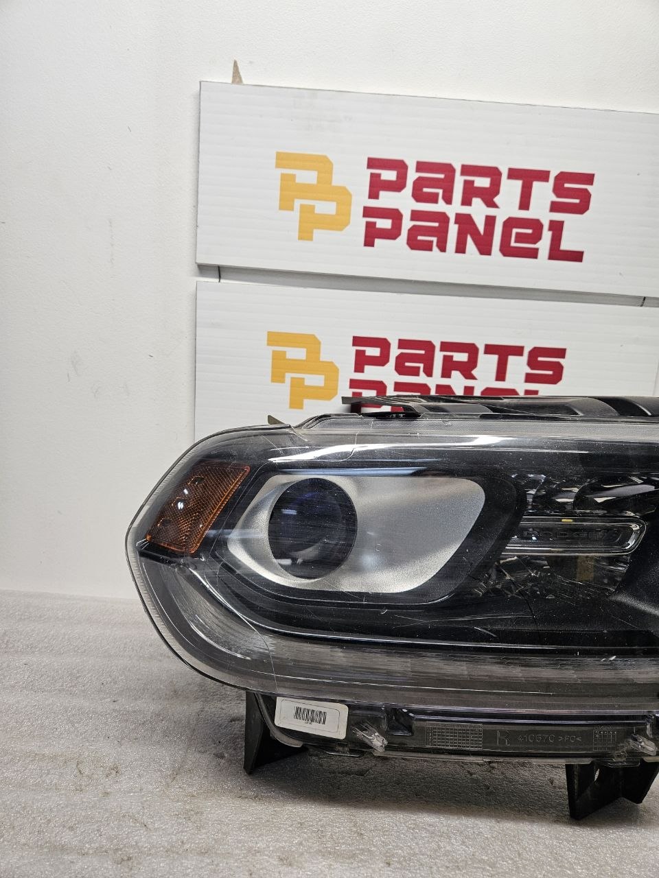 2016-2020 Dodge Durango Passenger Side RH Headlight OEM