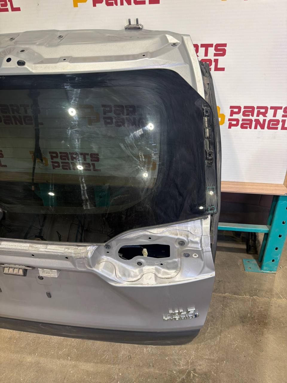 2013-2018 Toyota RAV4 Rear Liftgate Tailgate Assembly OEM