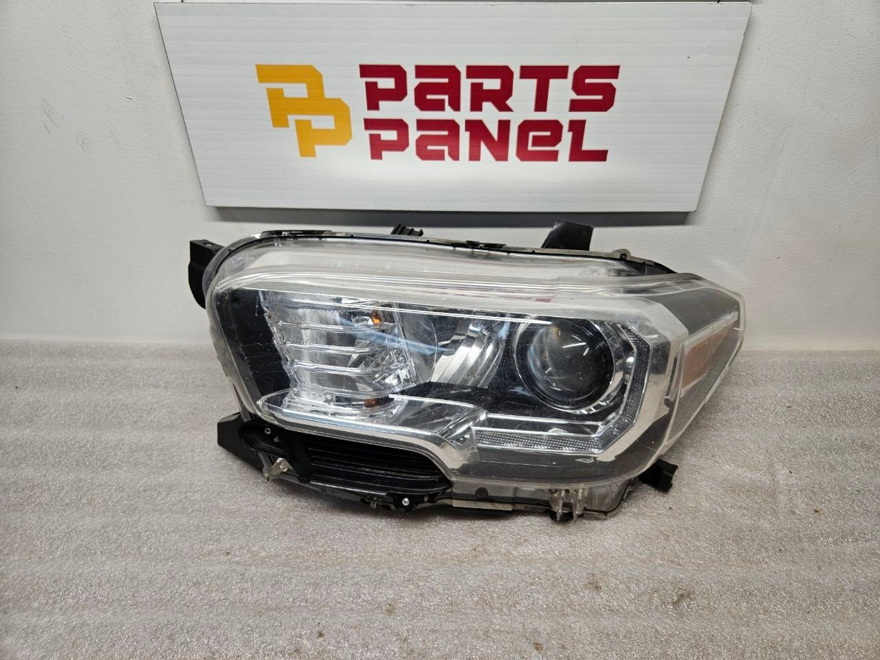 2016-2023 Toyota Tacoma Headlight Assembly Driver Side LH OEM