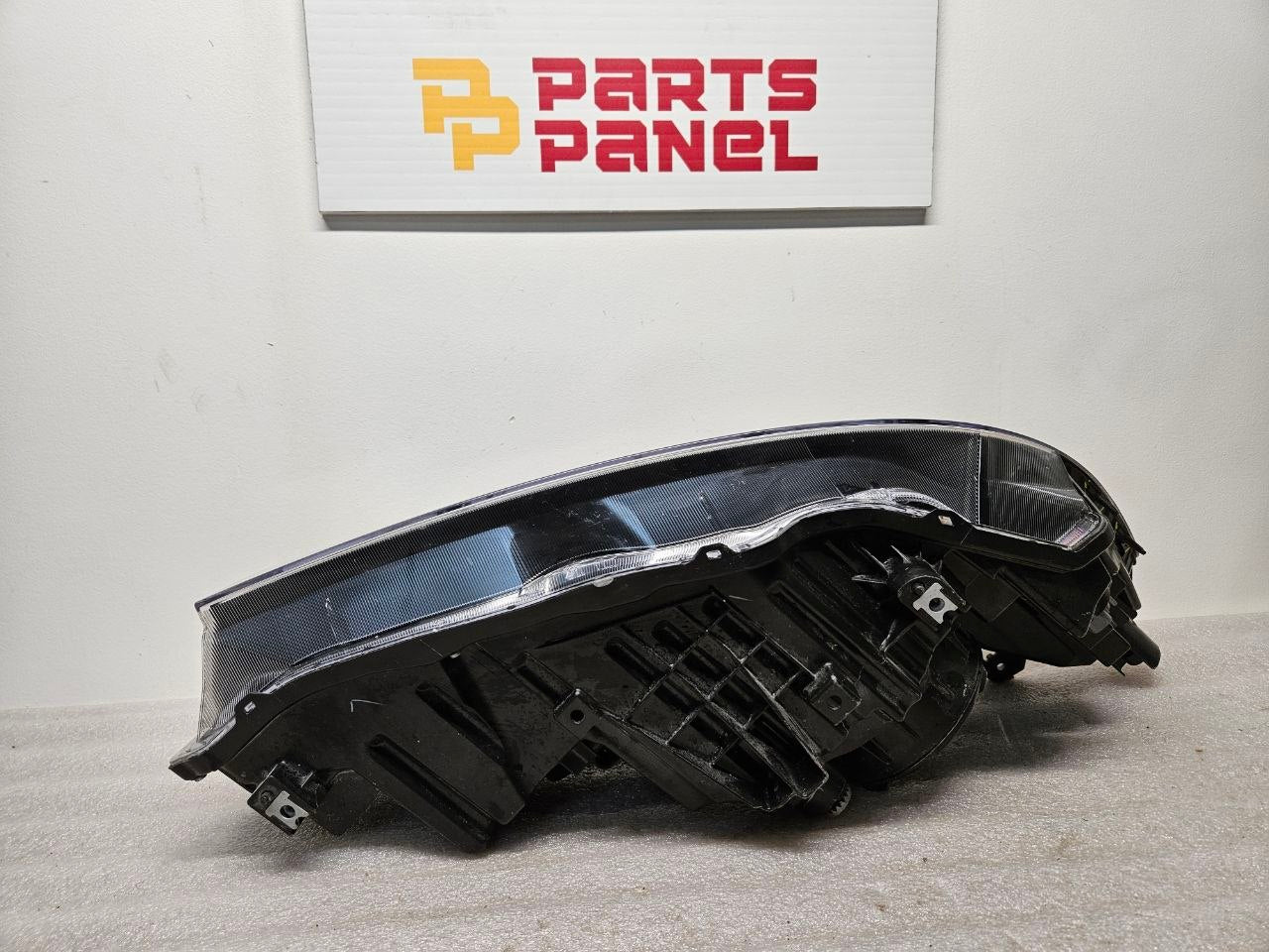 2017-2023 Honda Ridgeline Driver Side Headlight Assembly OEM