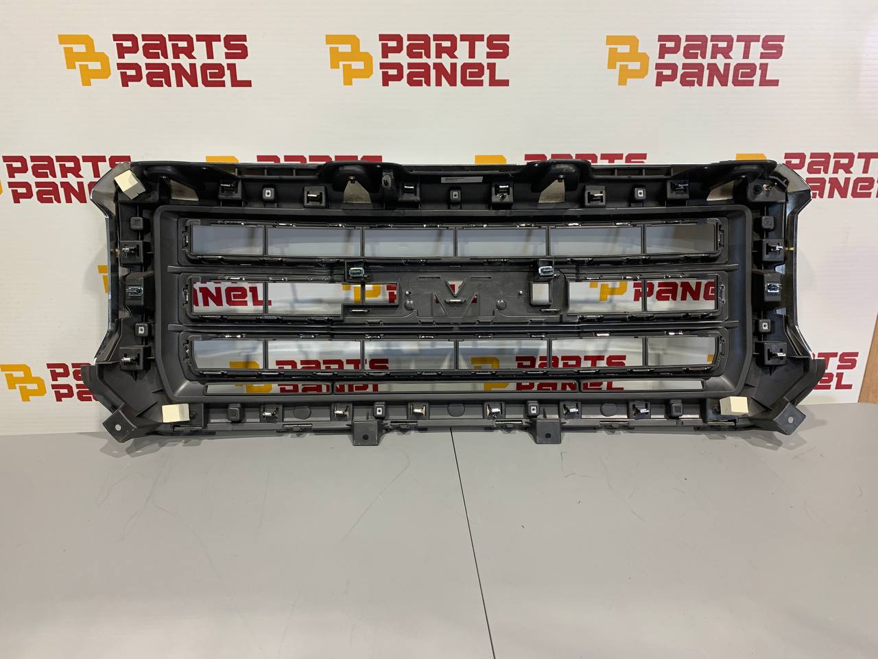 2016-2019 GMC Sierra 1500 Front Grille OEM