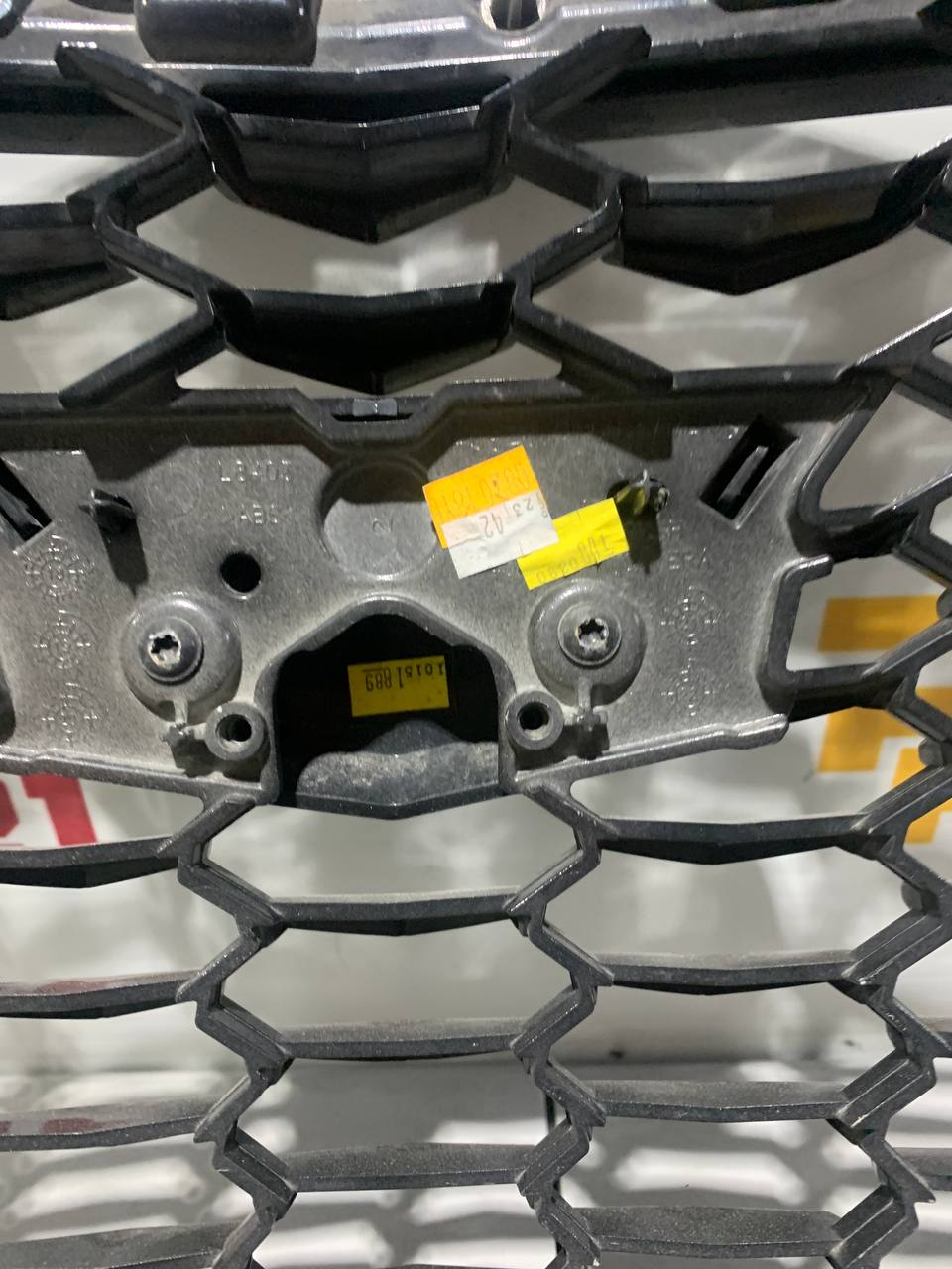 2019-2023 Cadillac XT4 Front Grille OEM