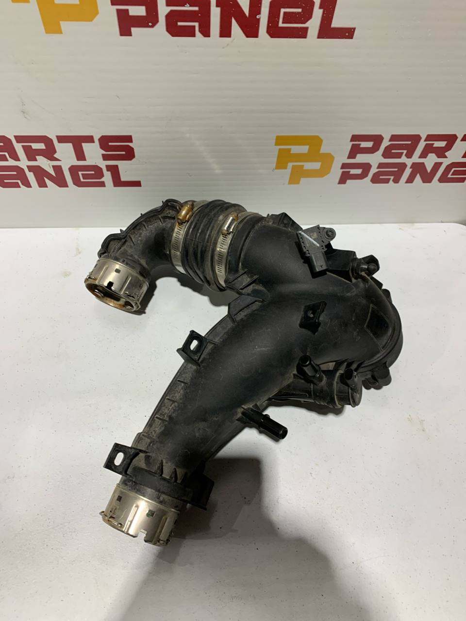 2020-2023 Jeep Wrangler Charge Air Cooler Duct OEM