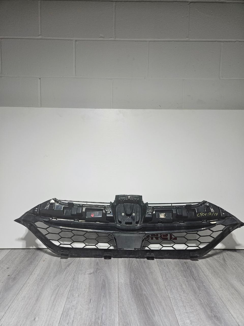 2017-2019 Honda CR-V Grille OEM