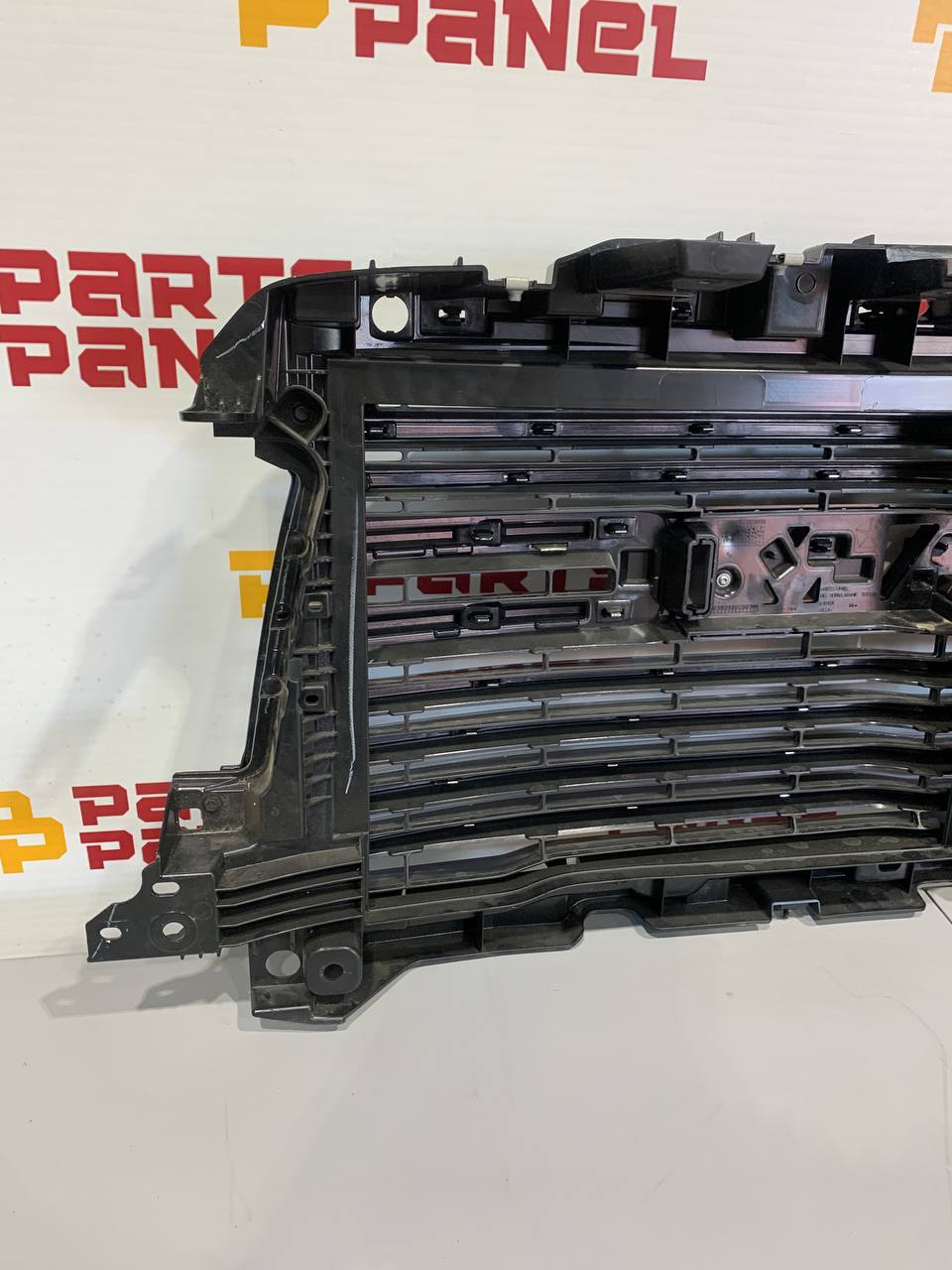 2019-2024 RAM 1500 Front Grille Assembly OEM