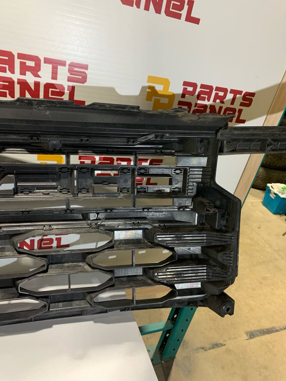 2019-2024 Chevrolet Silverado 1500 Front Grille OEM