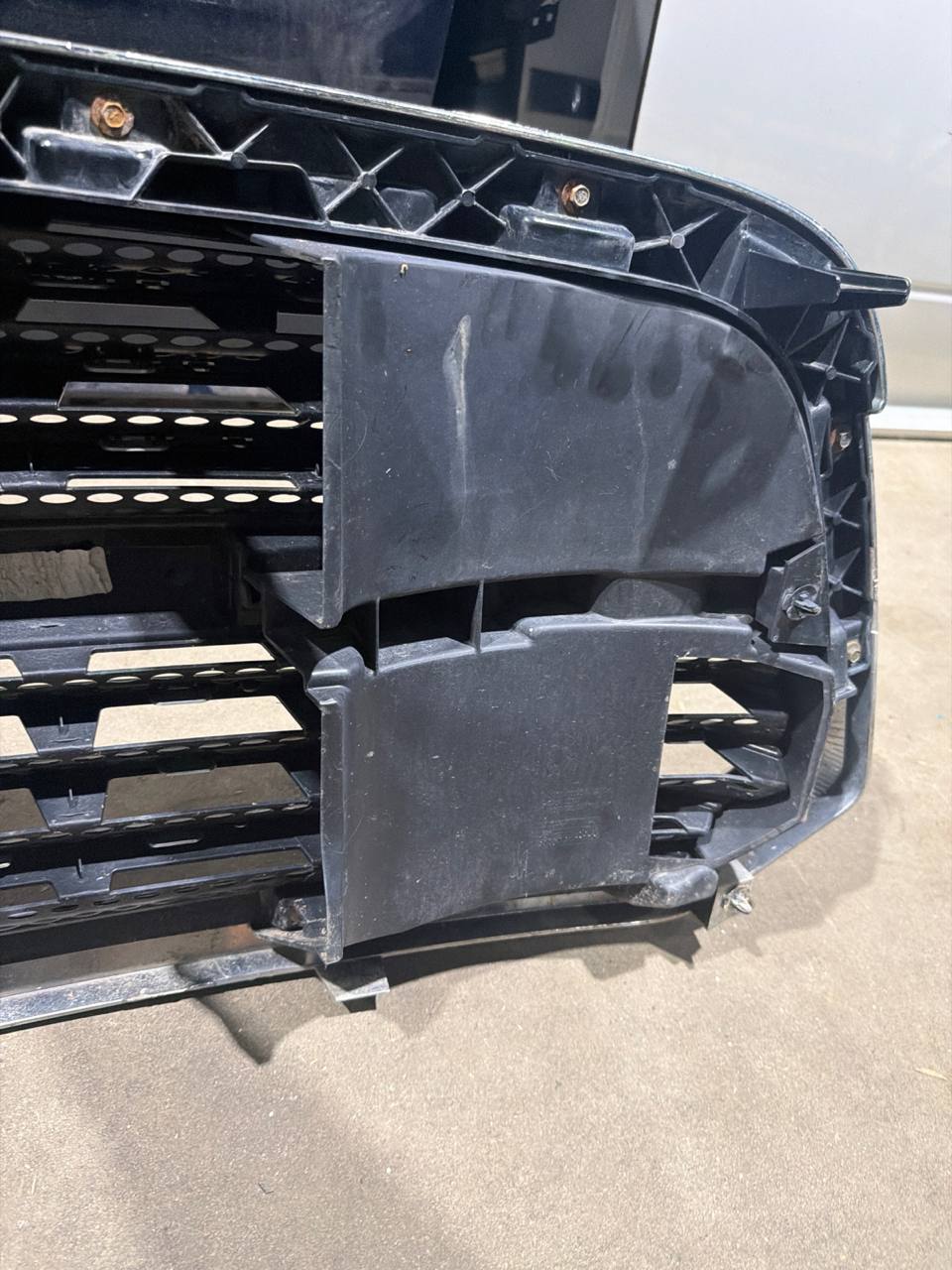 2013-2018 RAM 1500 Front Grille OEM