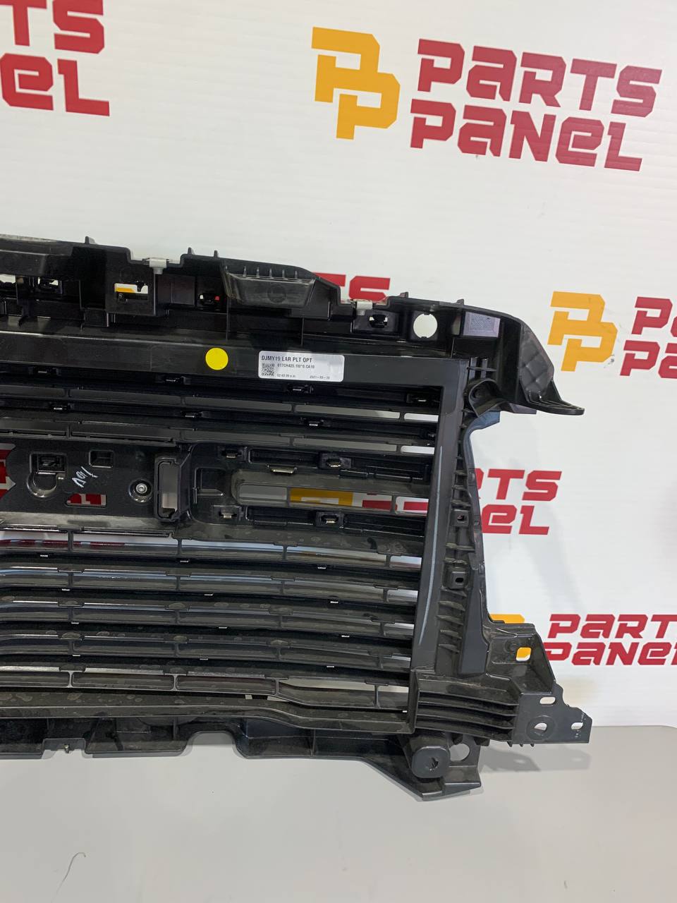 2019-2024 RAM 1500 Front Grille Assembly OEM
