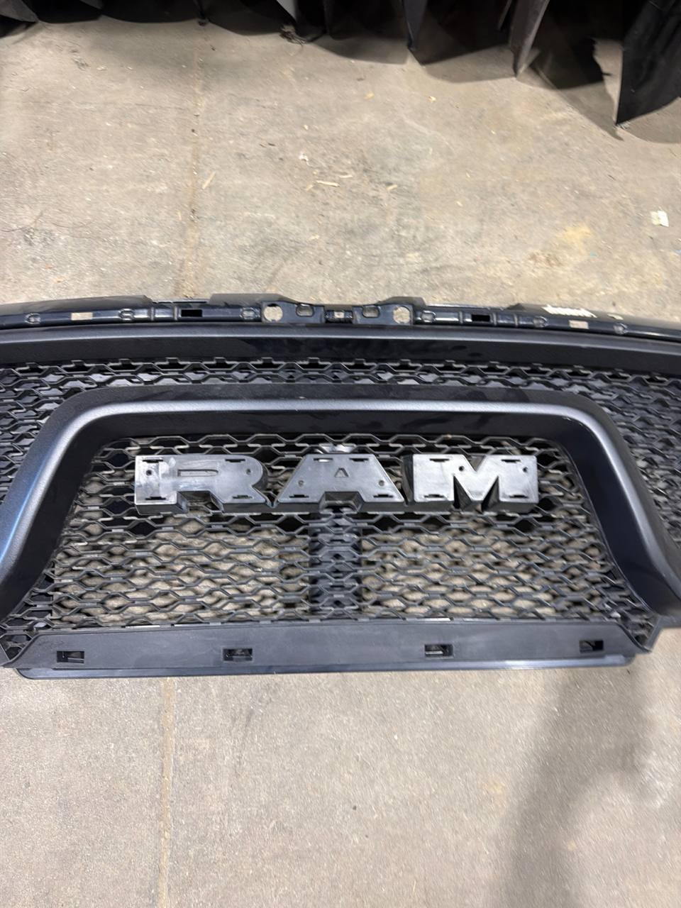 2019-2024 Ram 1500 Front Grille OEM