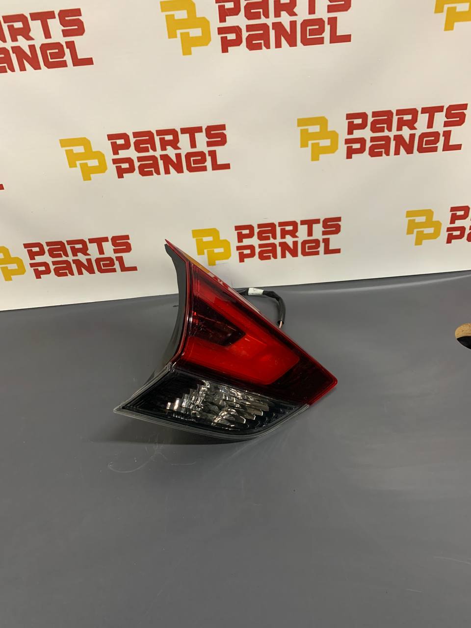 2017-2020 Nissan Rogue Passenger Side Rear Tail Light Assembly OEM