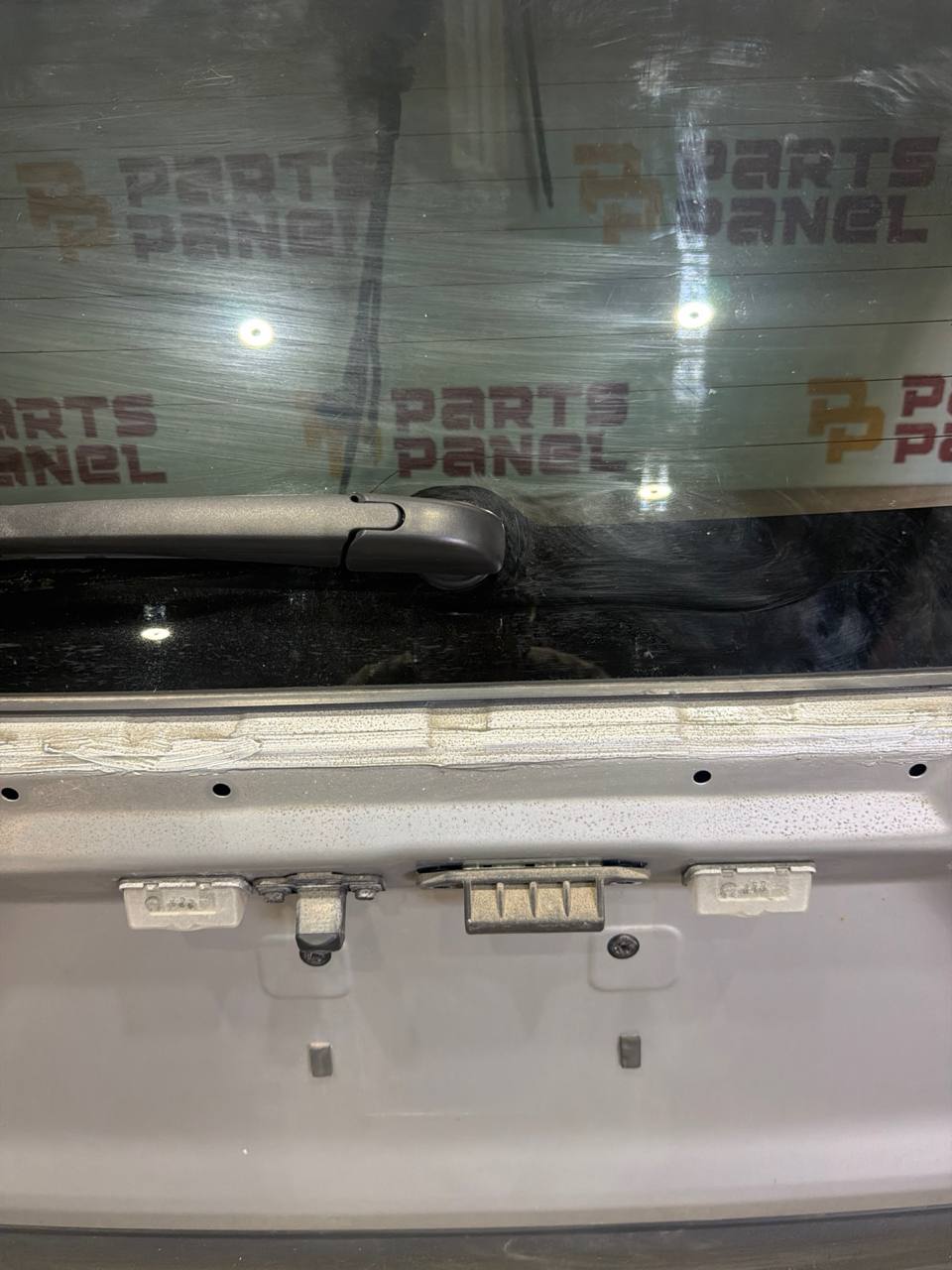 2013-2018 Toyota RAV4 Rear Liftgate Tailgate Assembly OEM