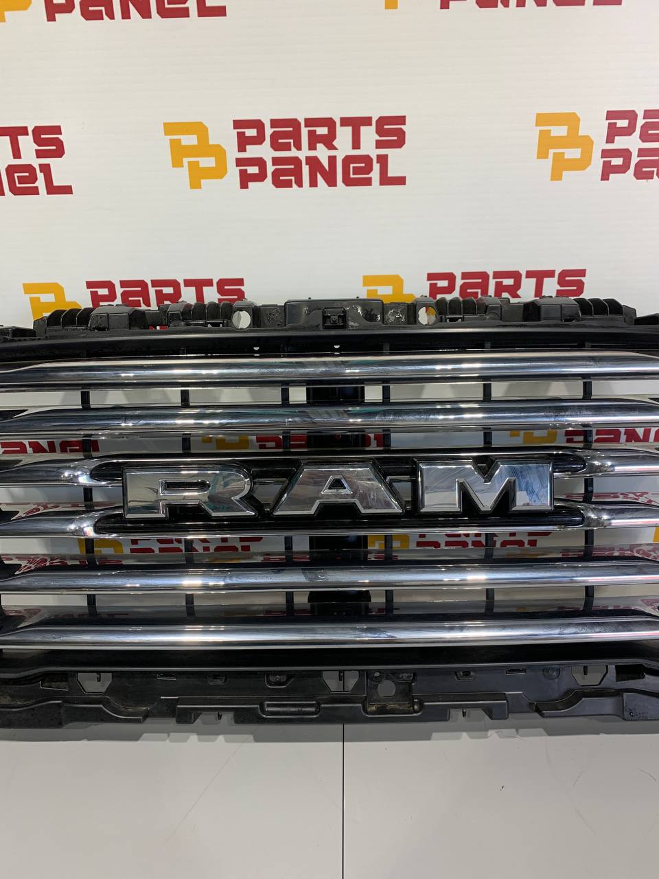 2019-2024 RAM 1500 Front Grille with Active Shutters OEM