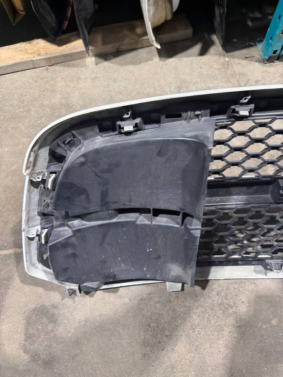 2009-2018 RAM 1500 Front Grille OEM
